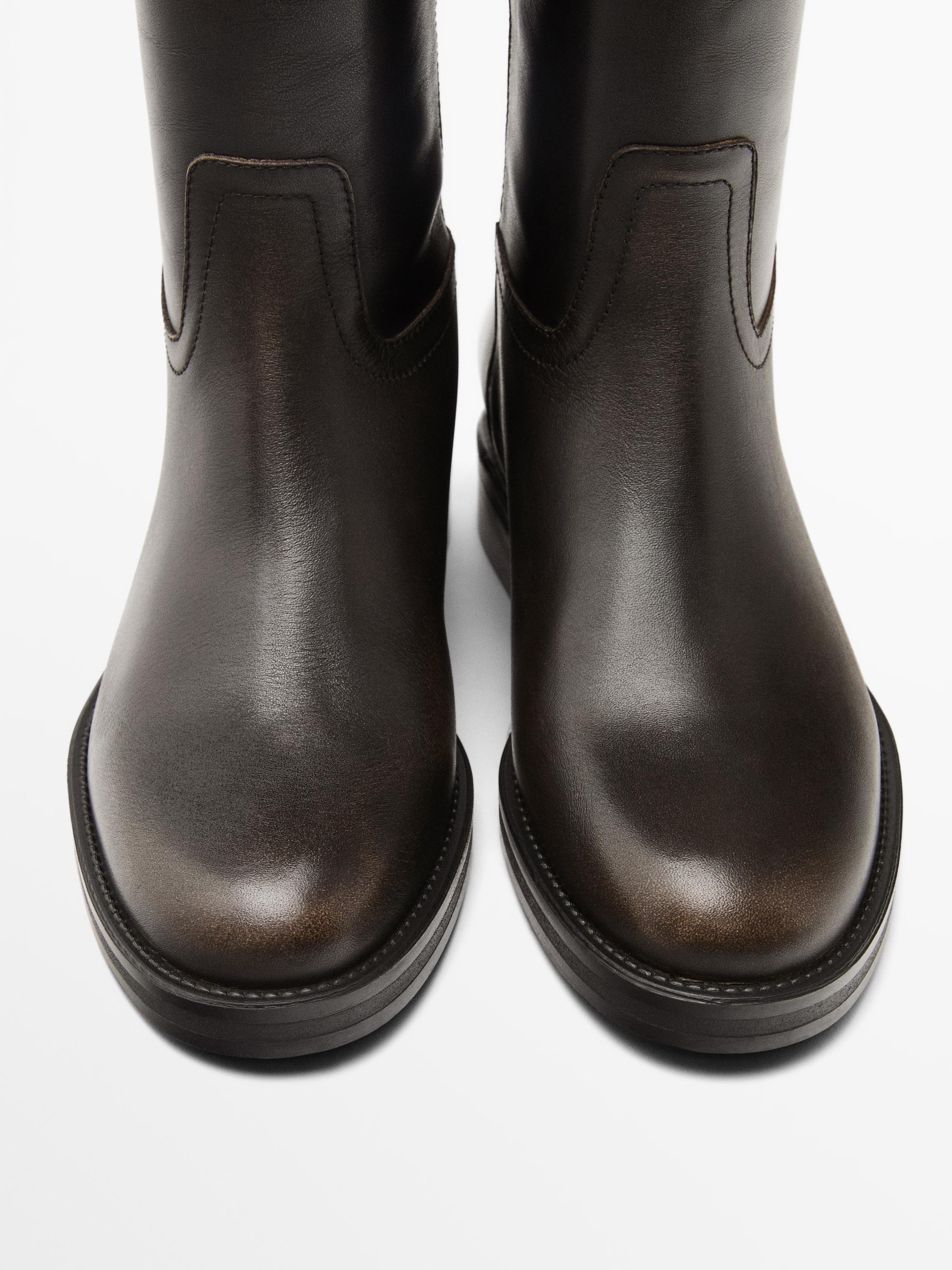 Leather riding boots — BROWN