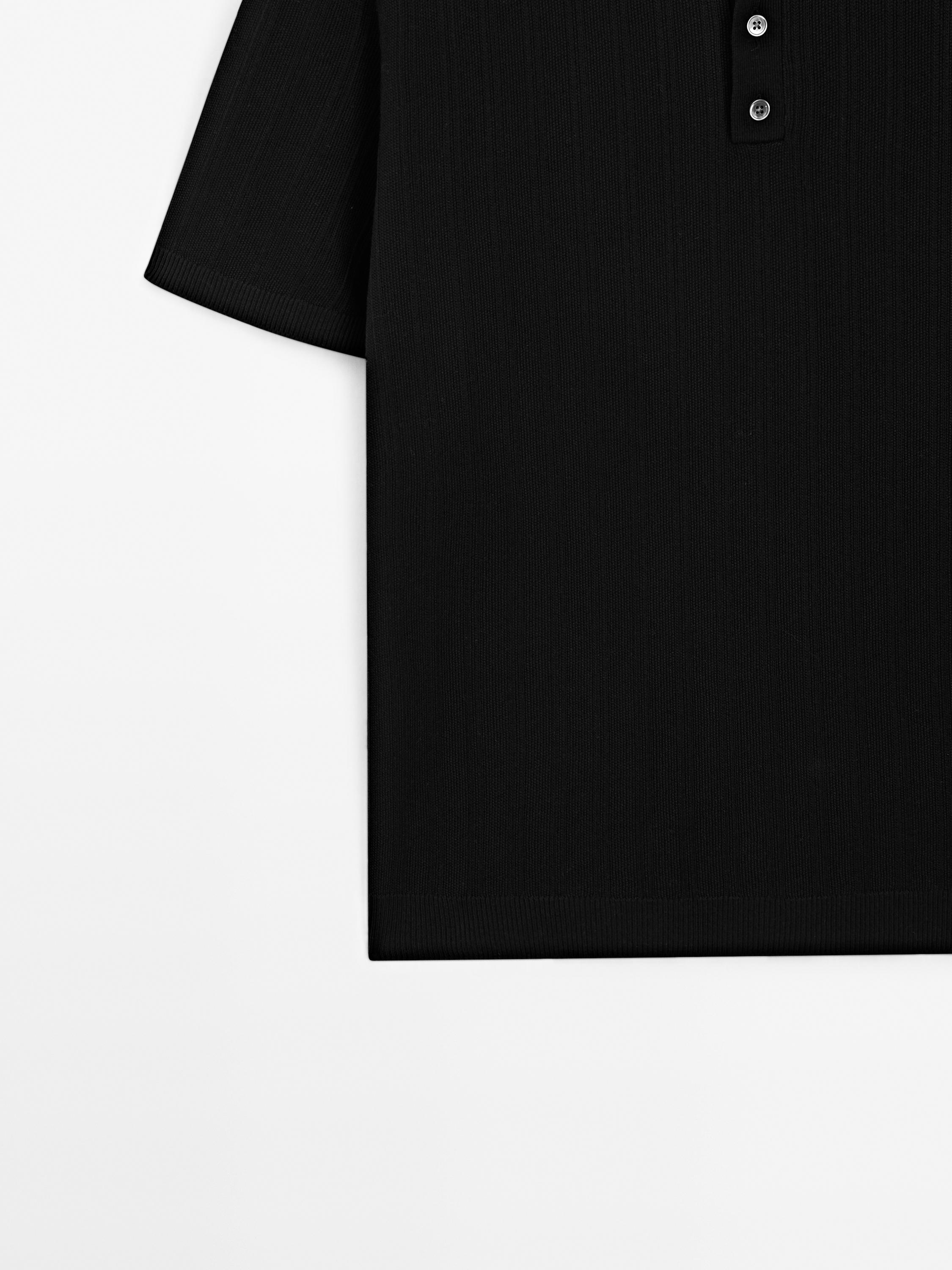100% cotton textured knit polo shirt