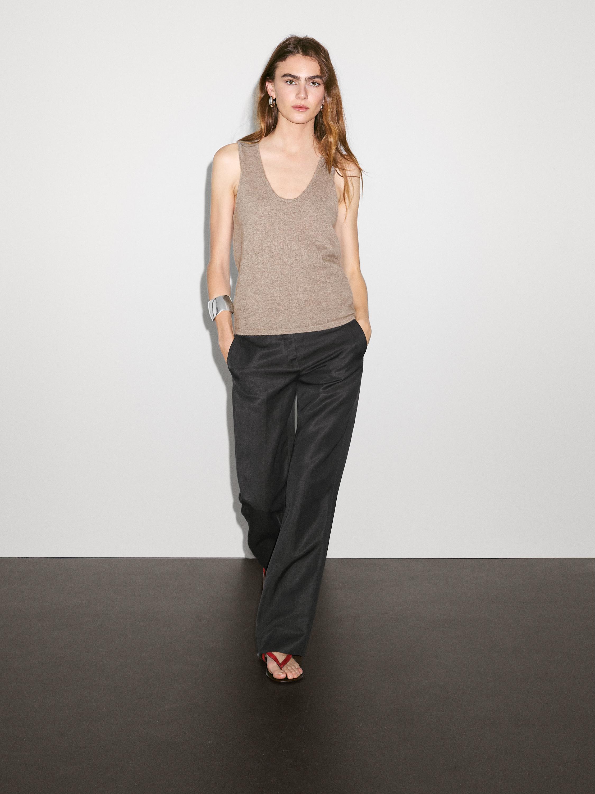 100% cashmere crew neck top
