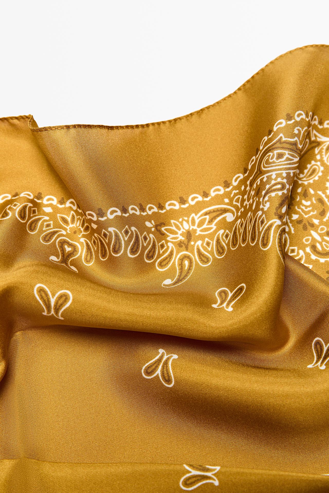 Paisley print scarf — MUSTARD YELLOW