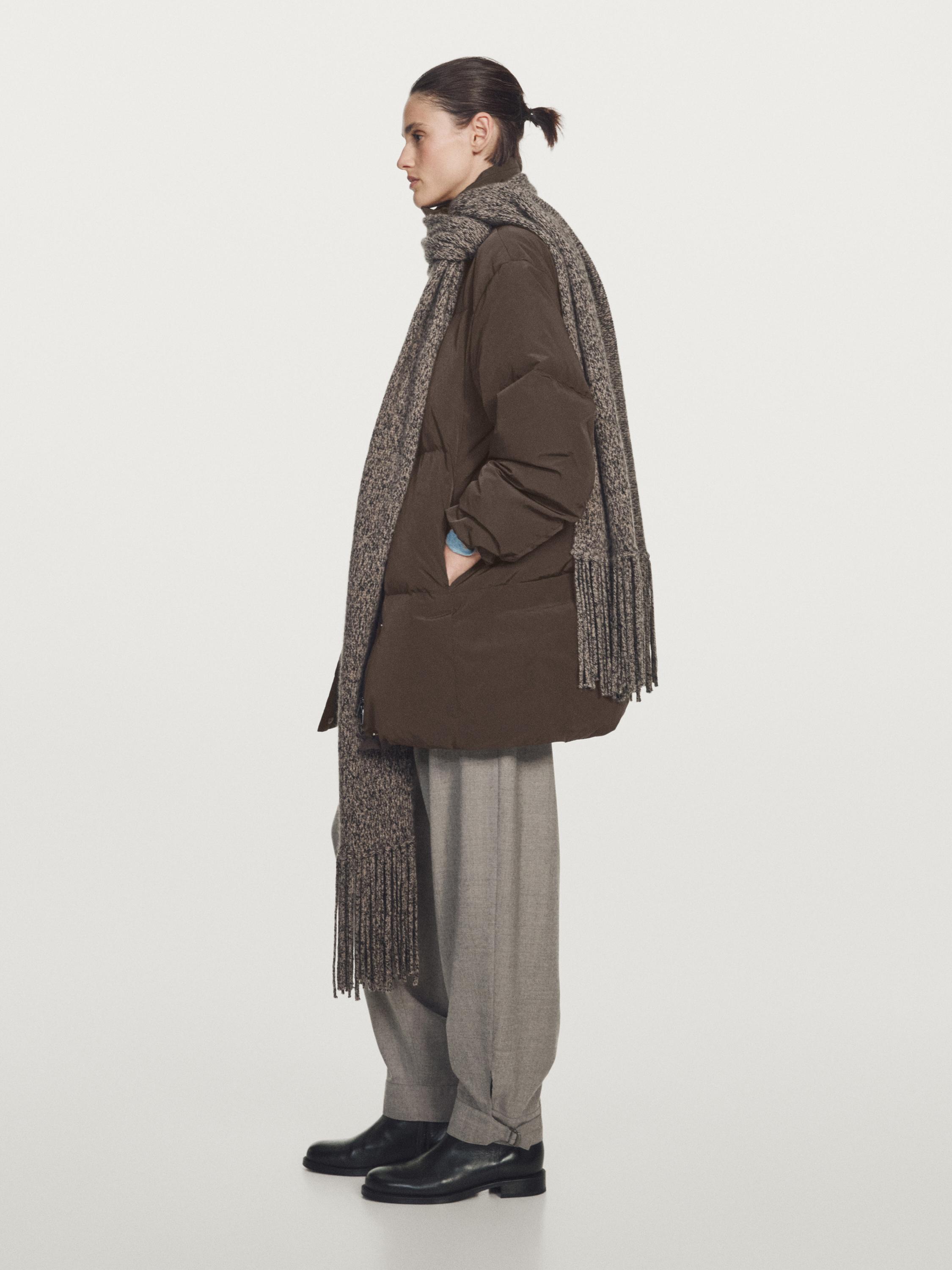 Water-repellent puffer jacket