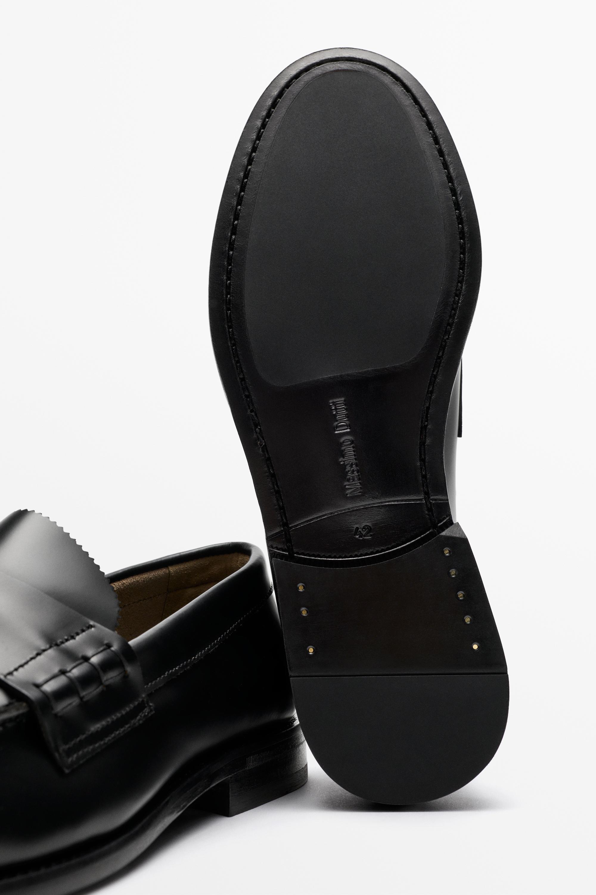 Leather tassel loafer — BLACK