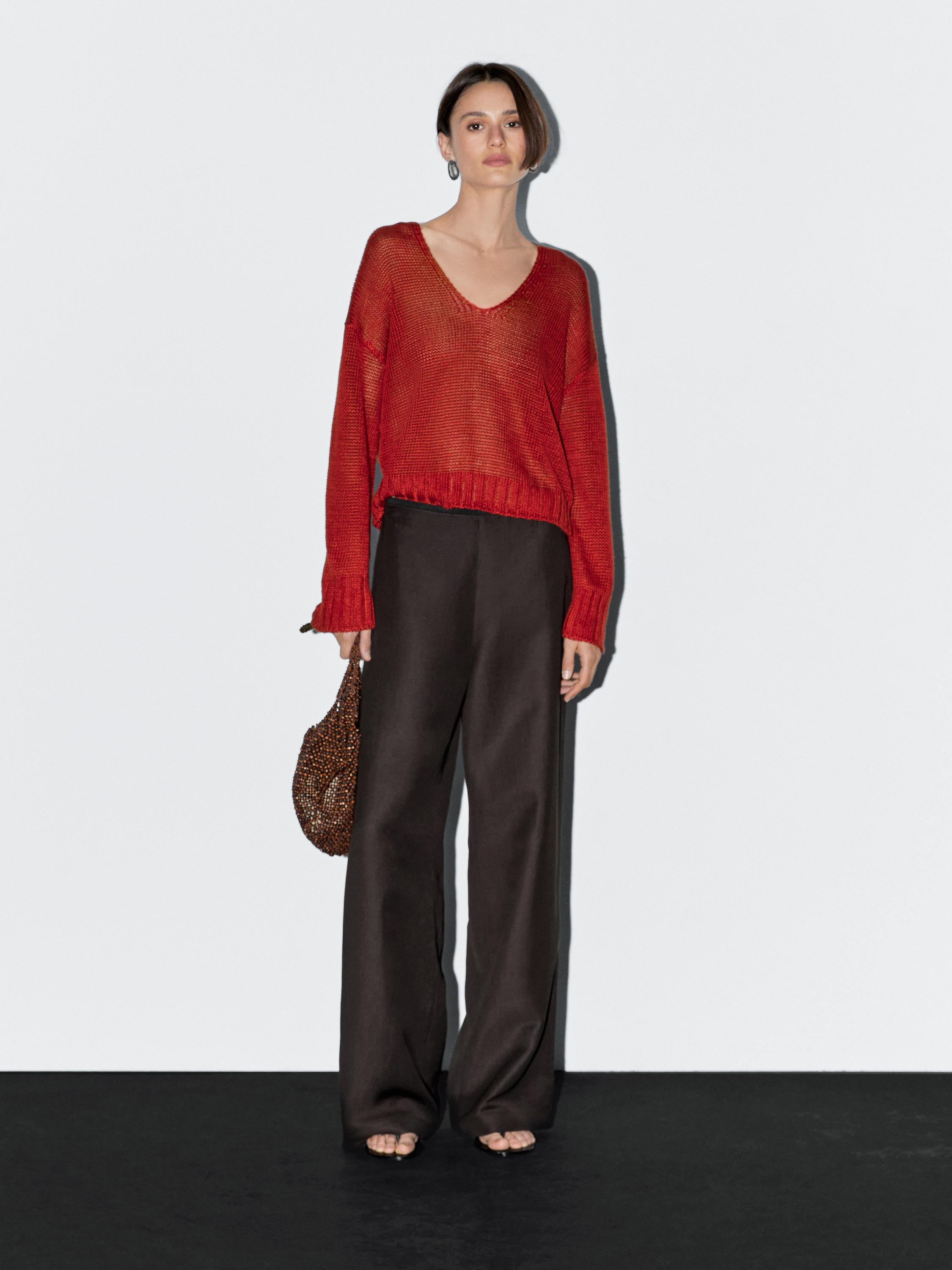 100% linen knit V-neck sweater