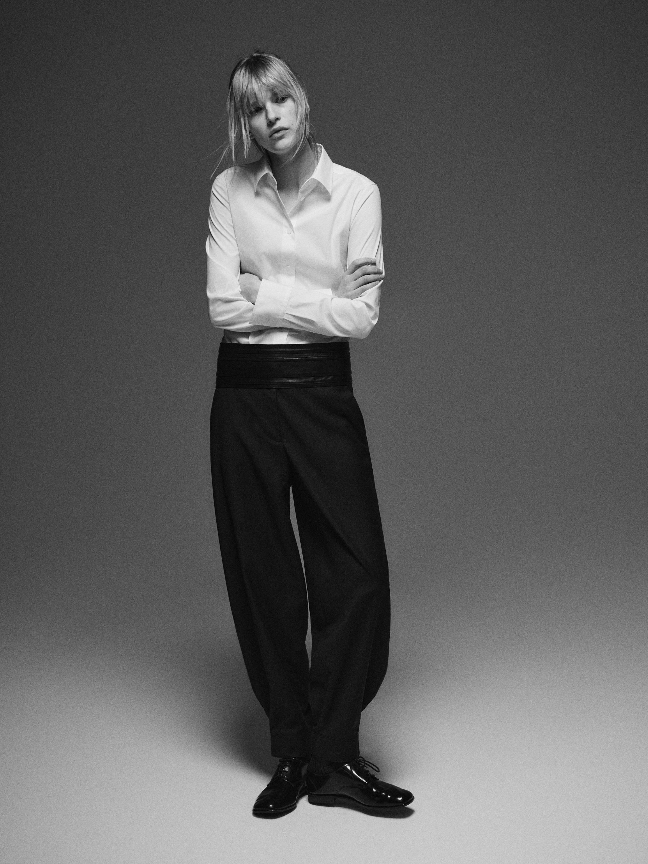 Wool blend sarouel trousers with buckle