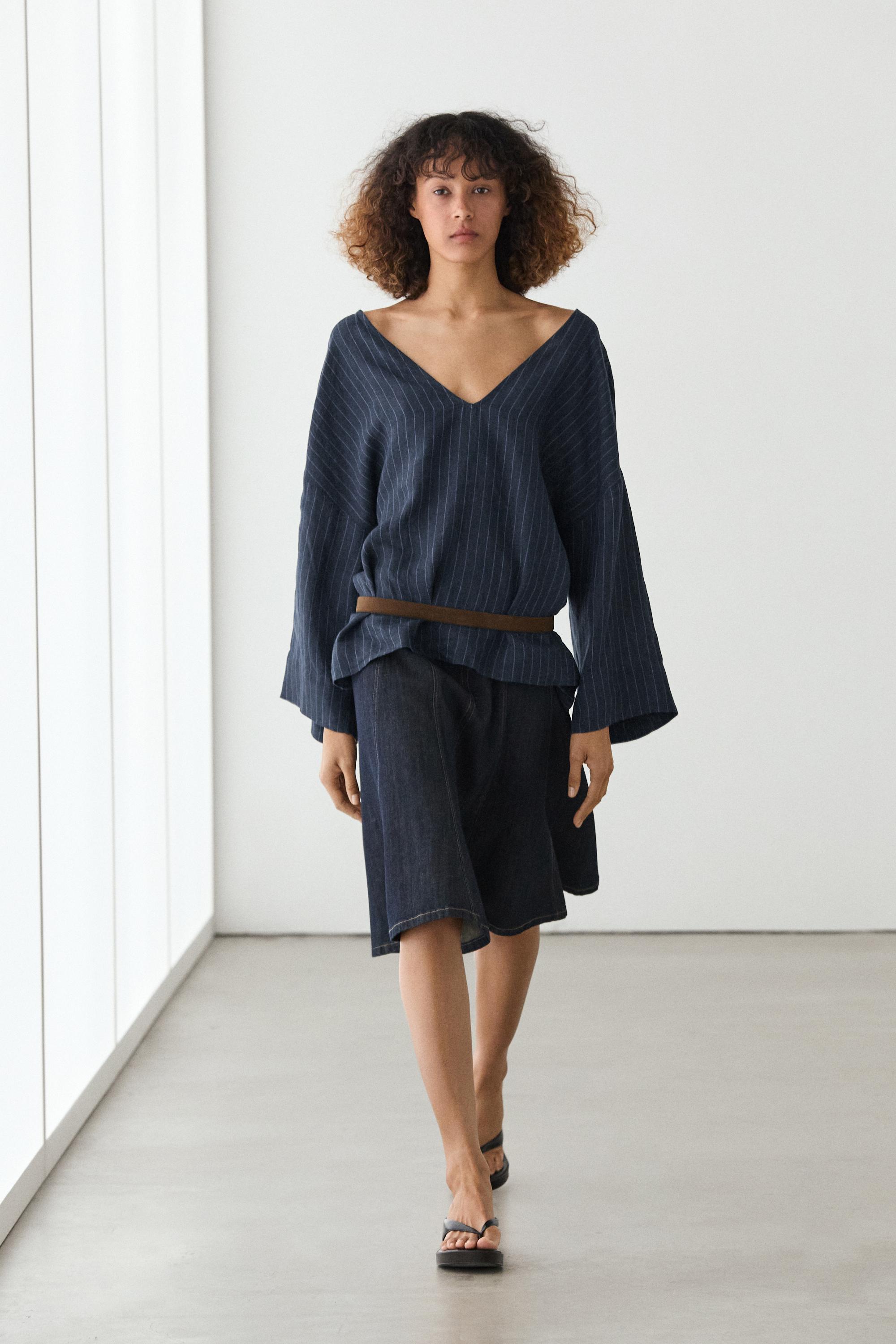Striped linen blouse with back detail — DARK BLUE