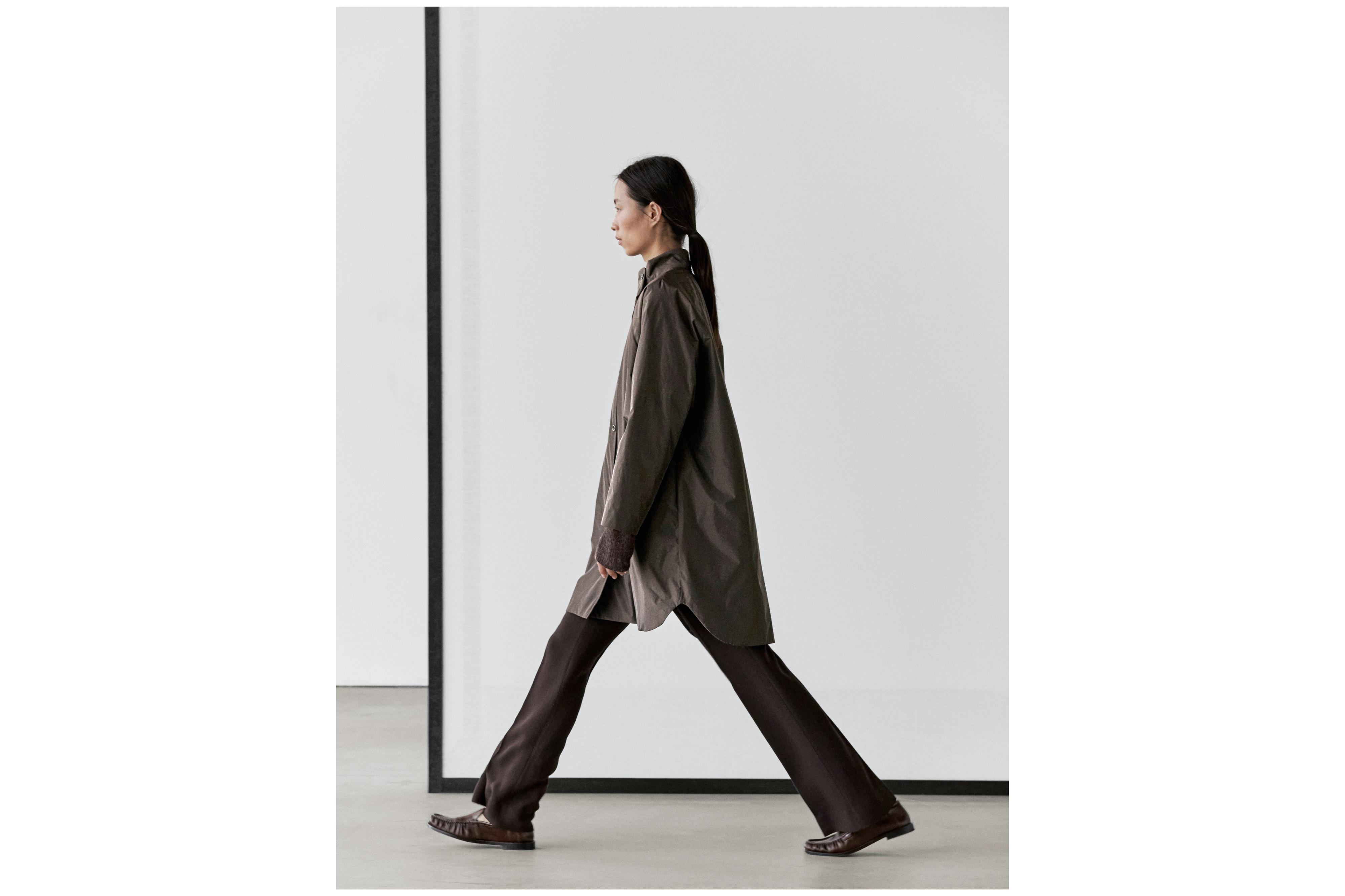 Flared trousers with pocket — Chocolate
