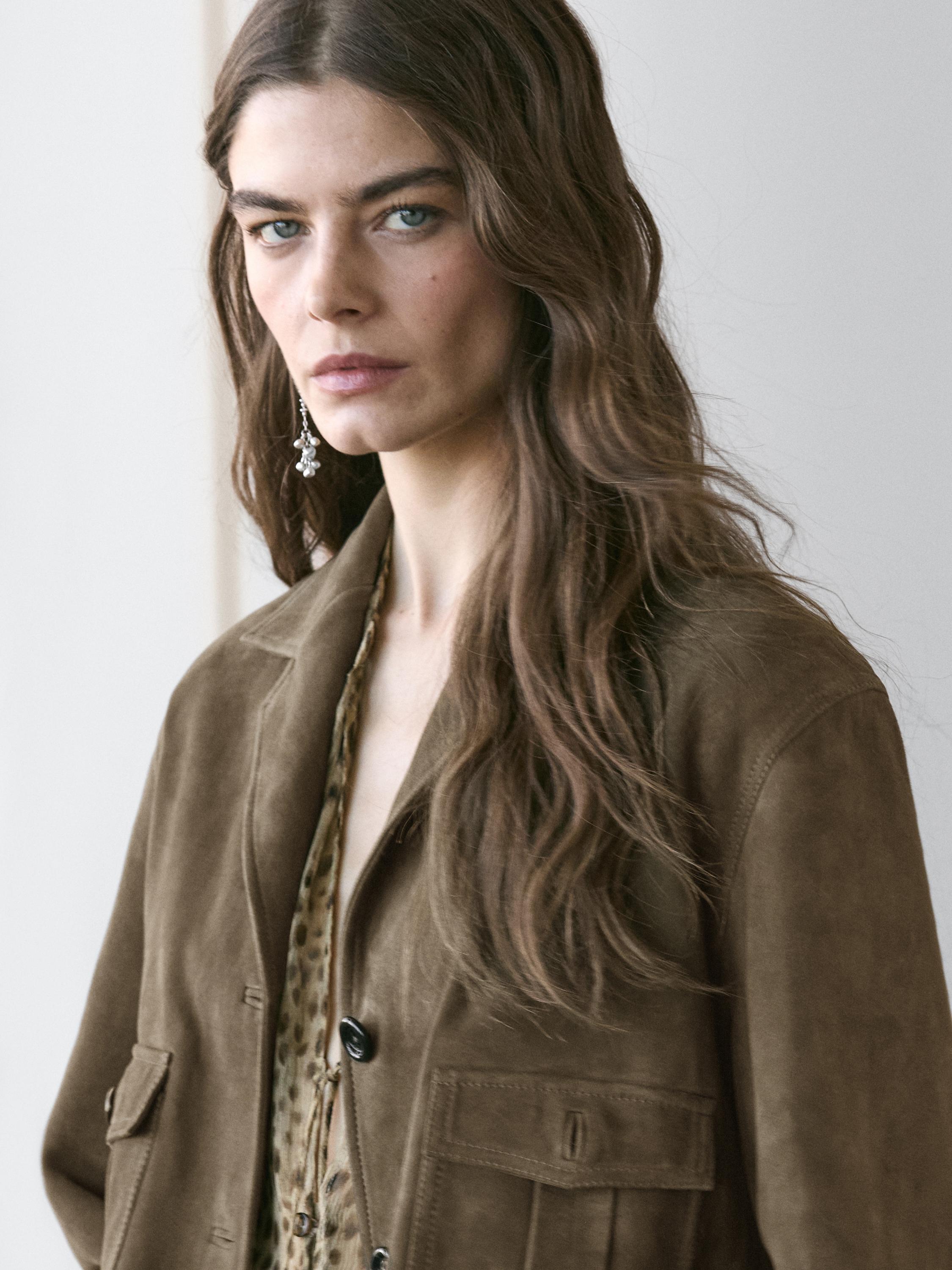 Short suede leather jacket — KHAKI