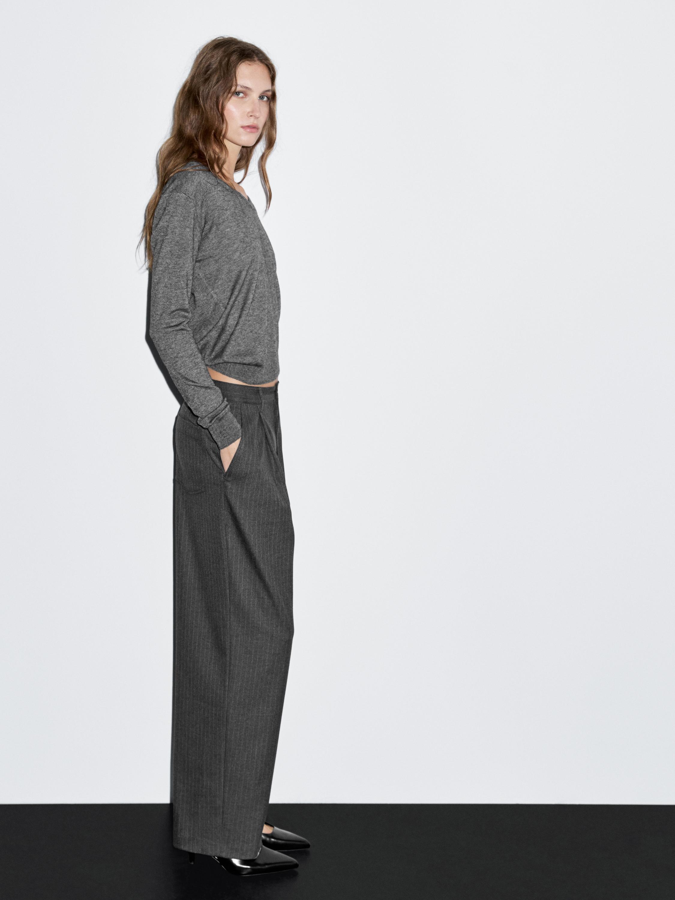 미드라이즈 와이드 레그 핀스트라이프 팬츠