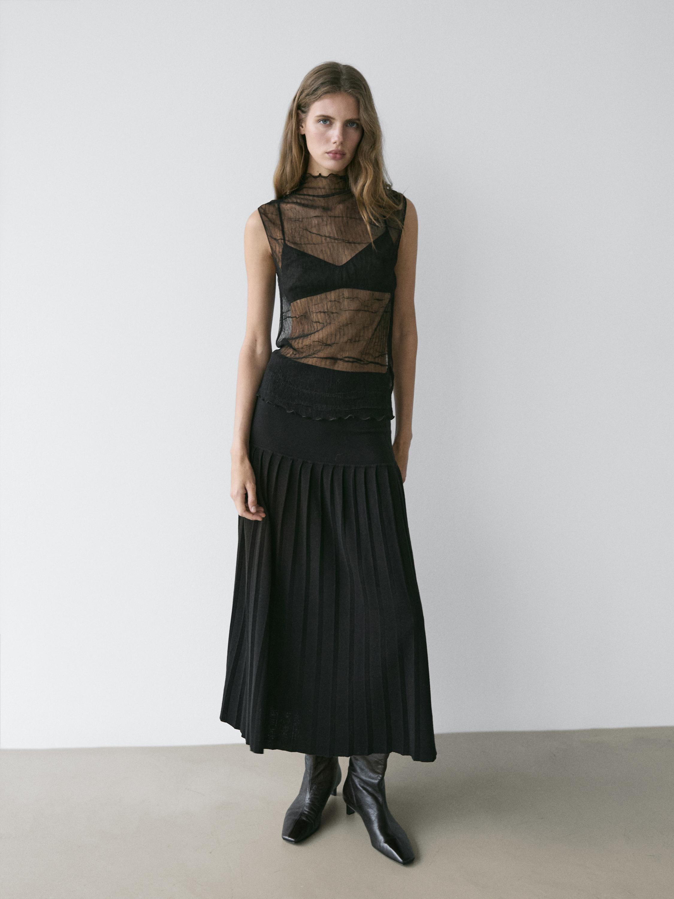Midi skirt with box pleats — BLACK