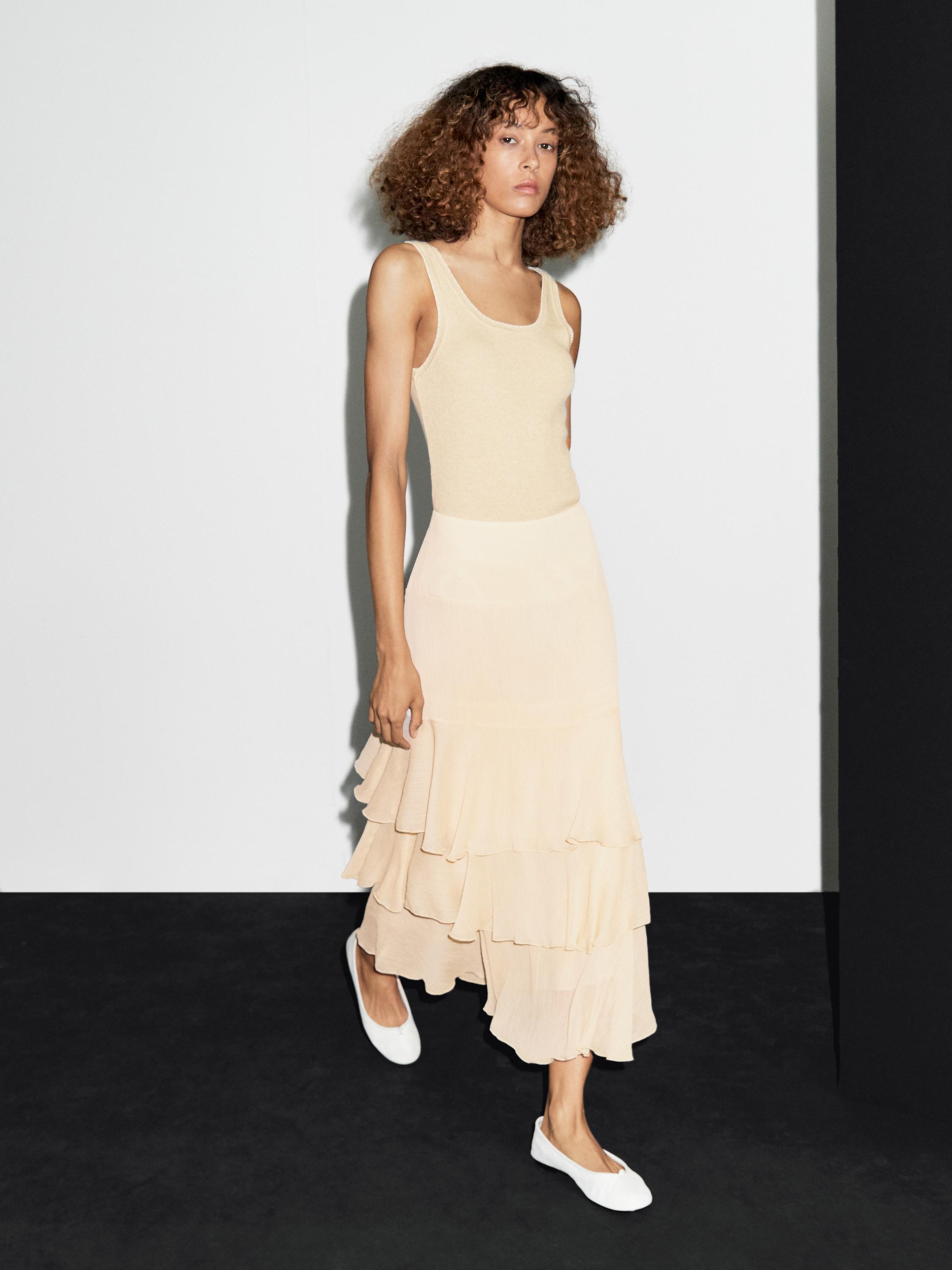 Long ruffled skirt with sash