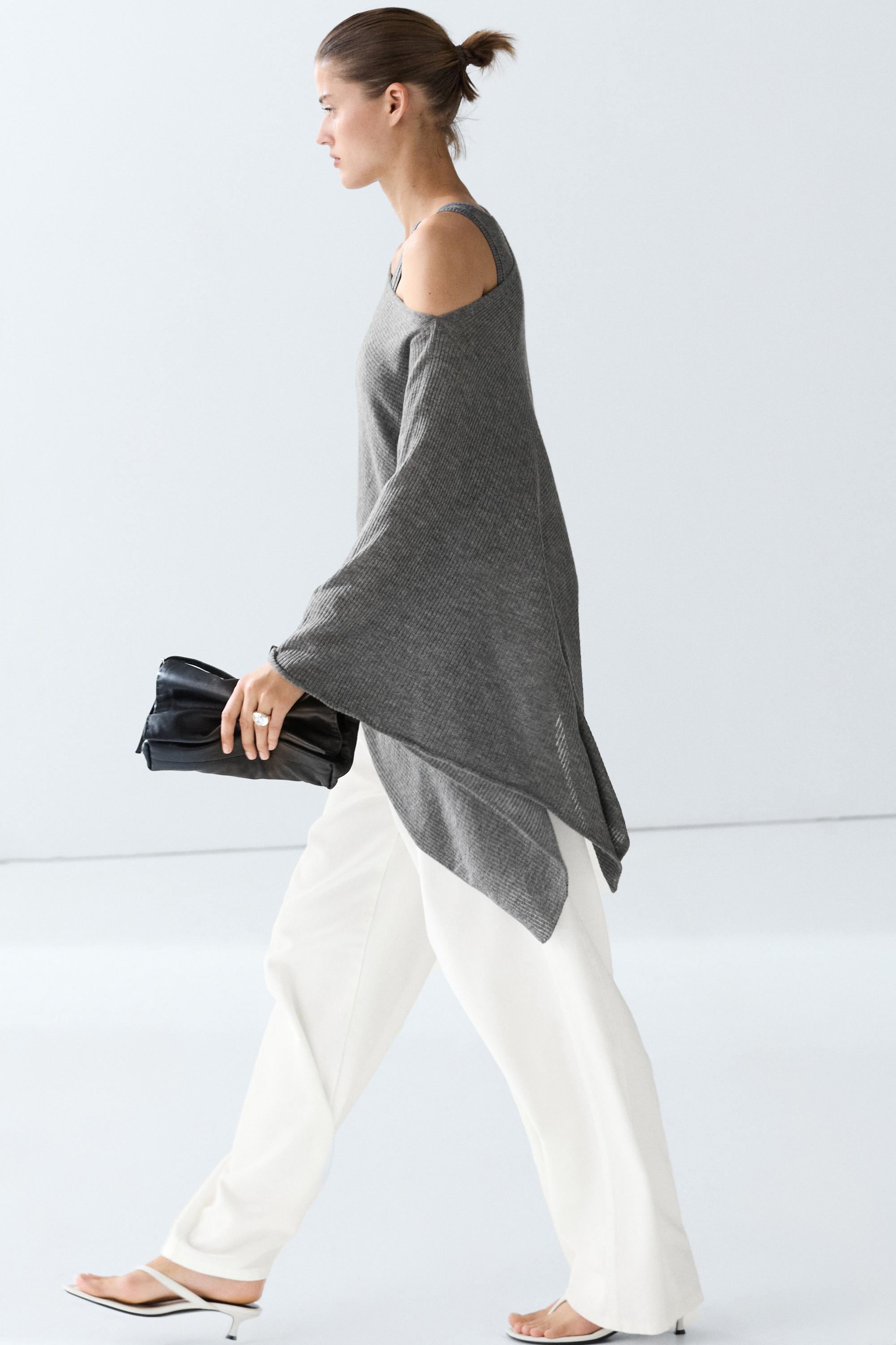 Fine knit cape — GREY