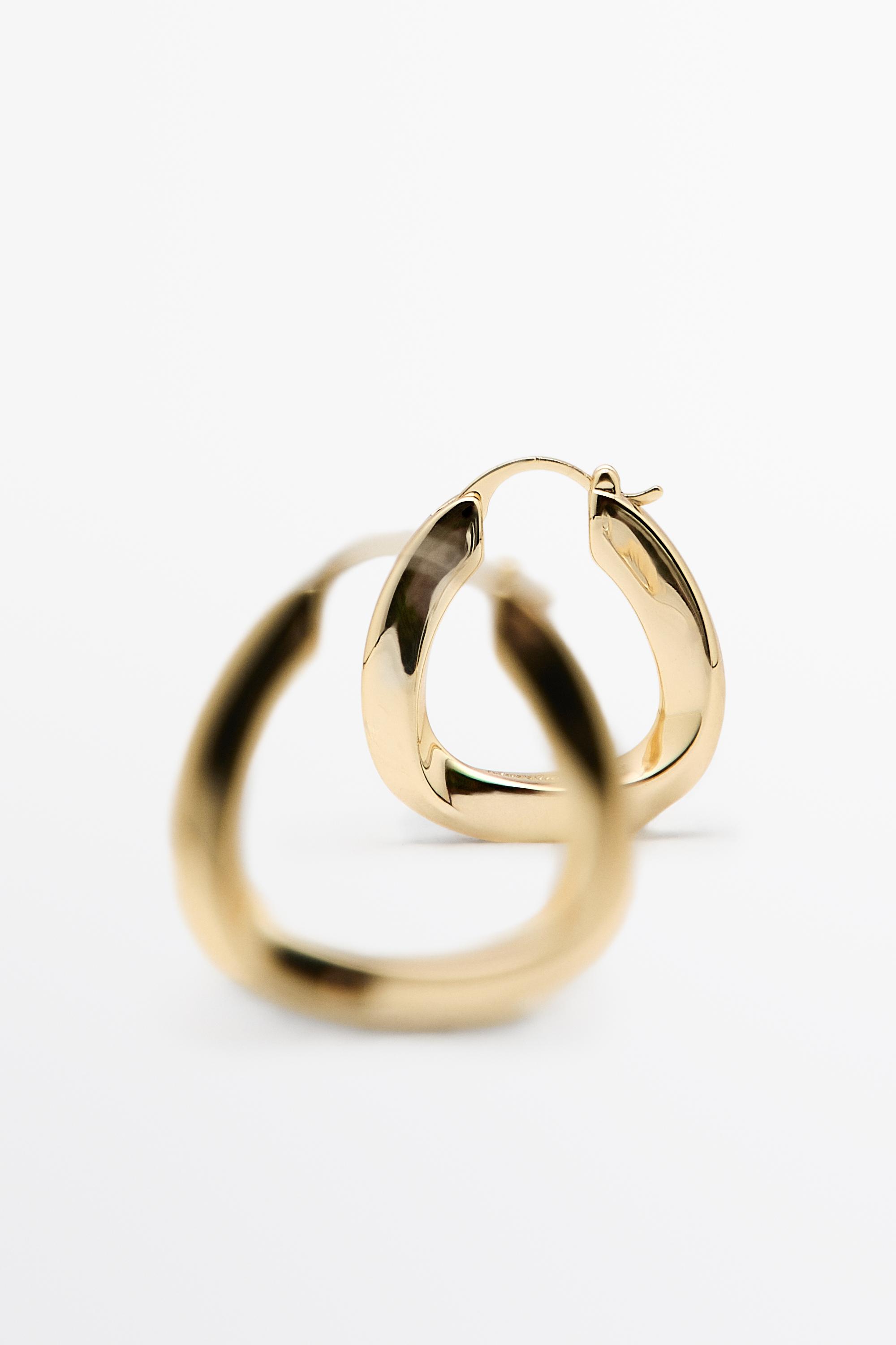 Triangular hoop earrings — GOLDEN