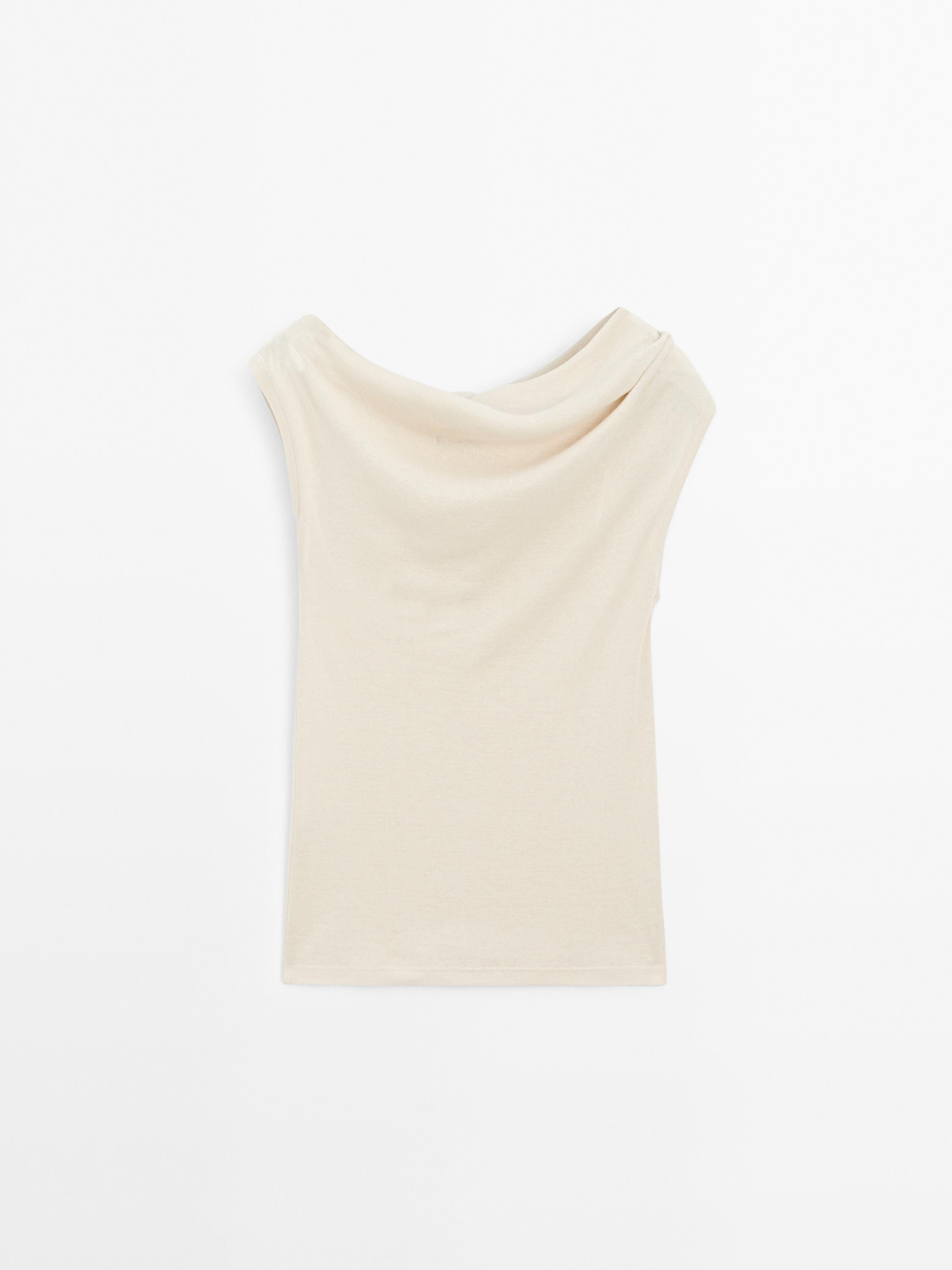 100% cotton asymmetric top