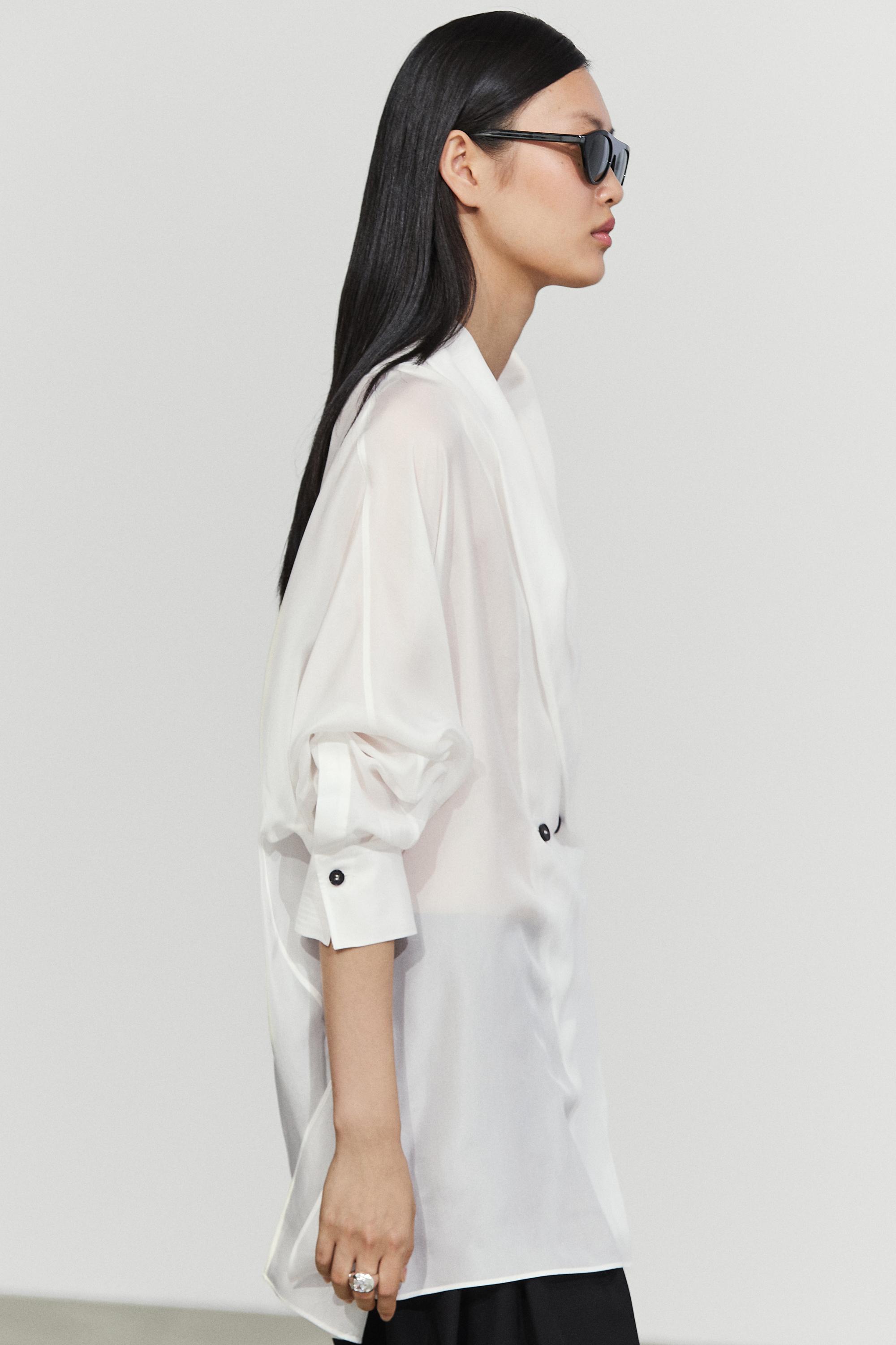 Flowing 100% silk tuxedo-style kimono — Off white