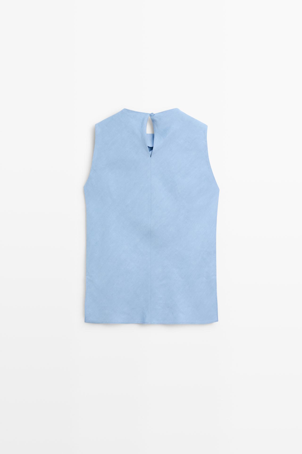Flowing linen blend pleated top — SKY BLUE