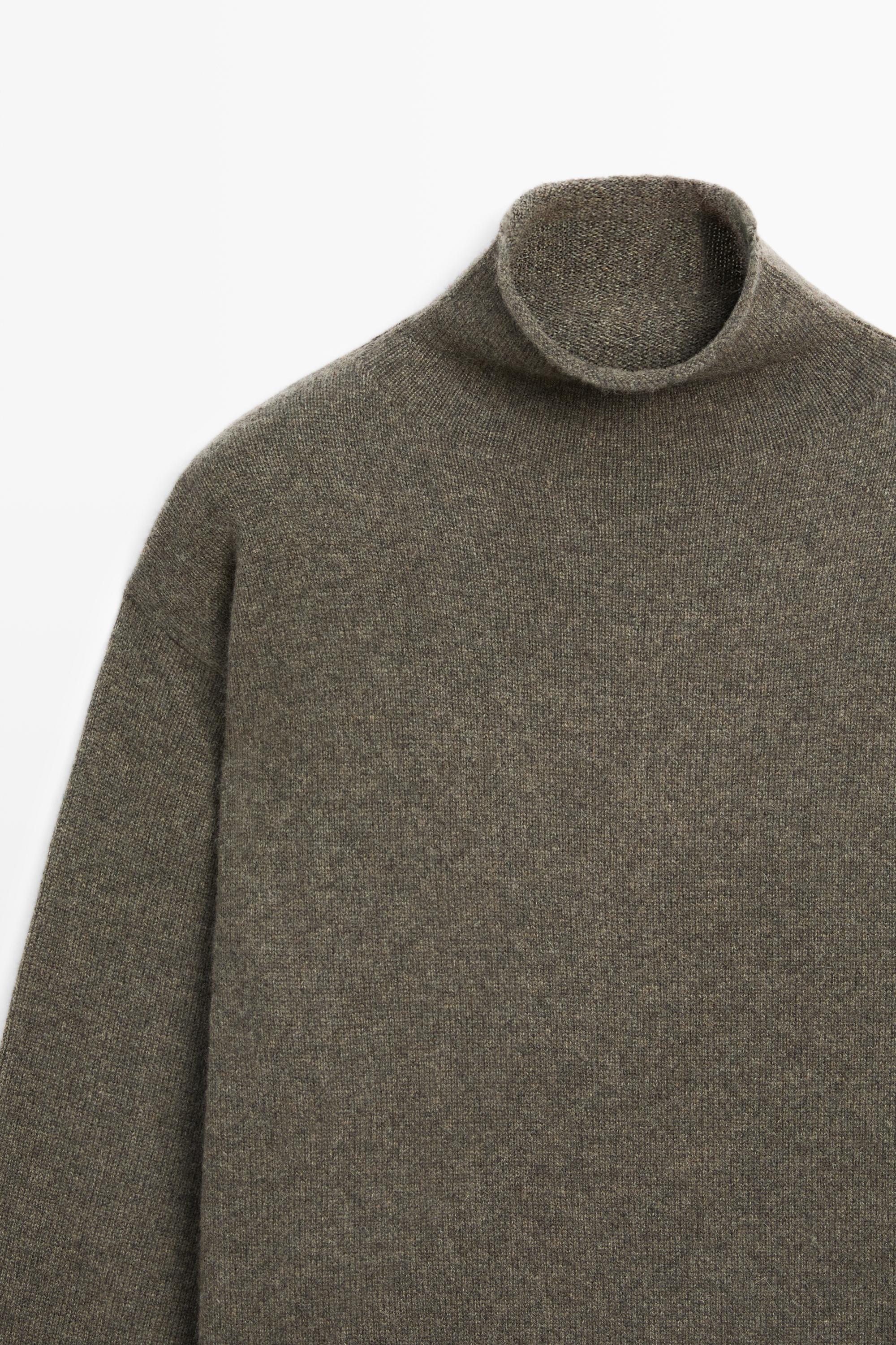 100% cashmere oversize knit sweater — Greyish green