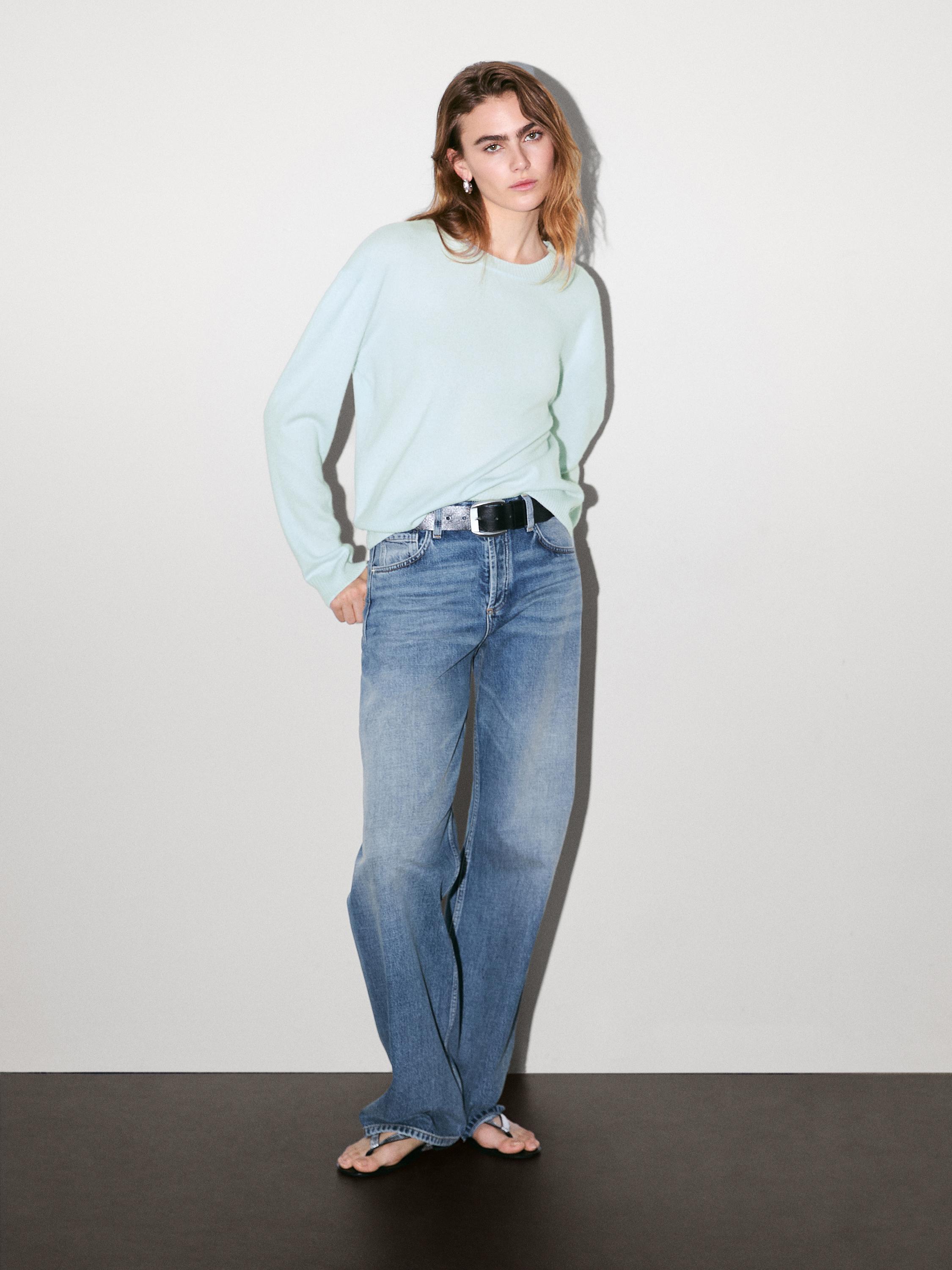 100% cashmere crew neck sweater