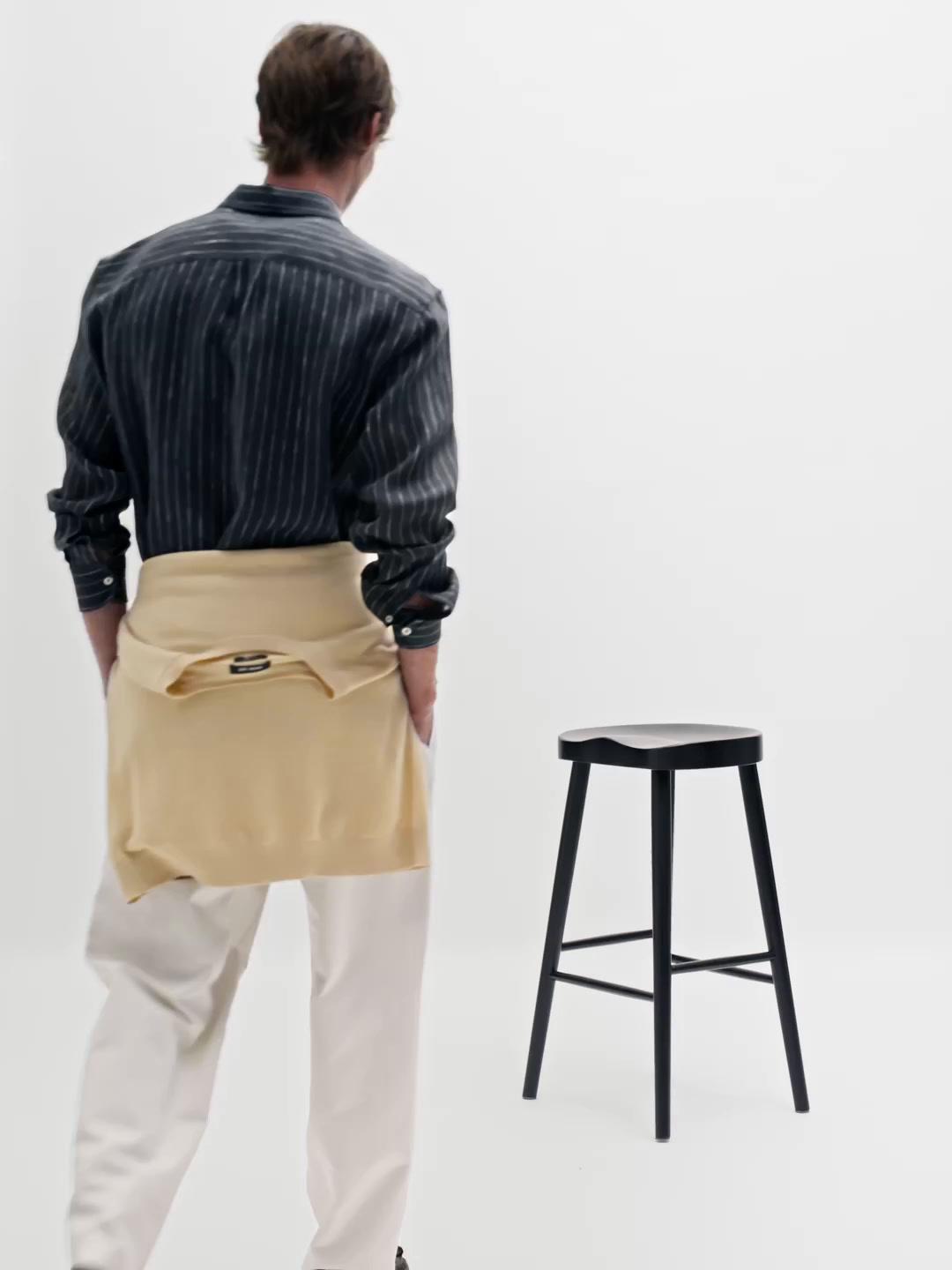 قميص كتان مخطط بقصة عادية