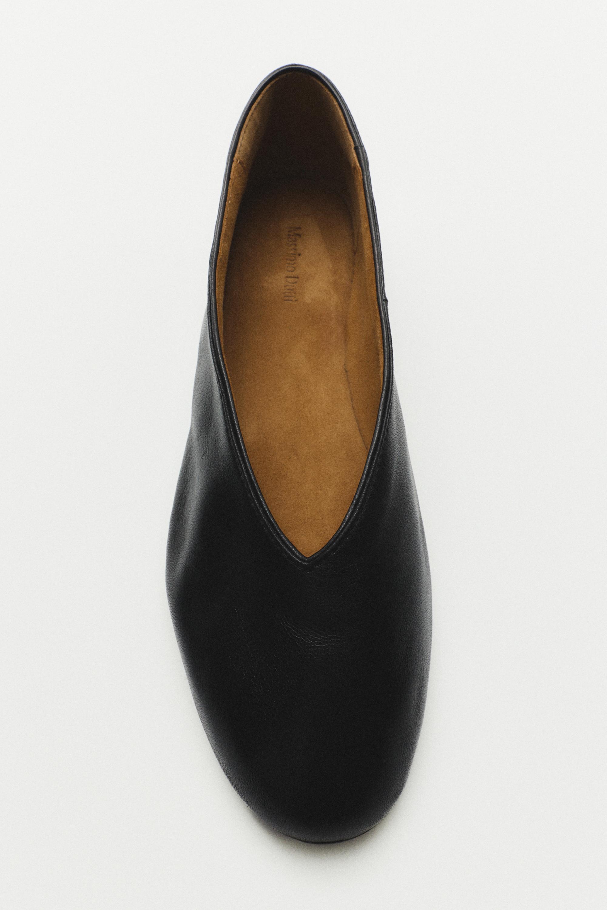Soft leather ballerinas — BLACK
