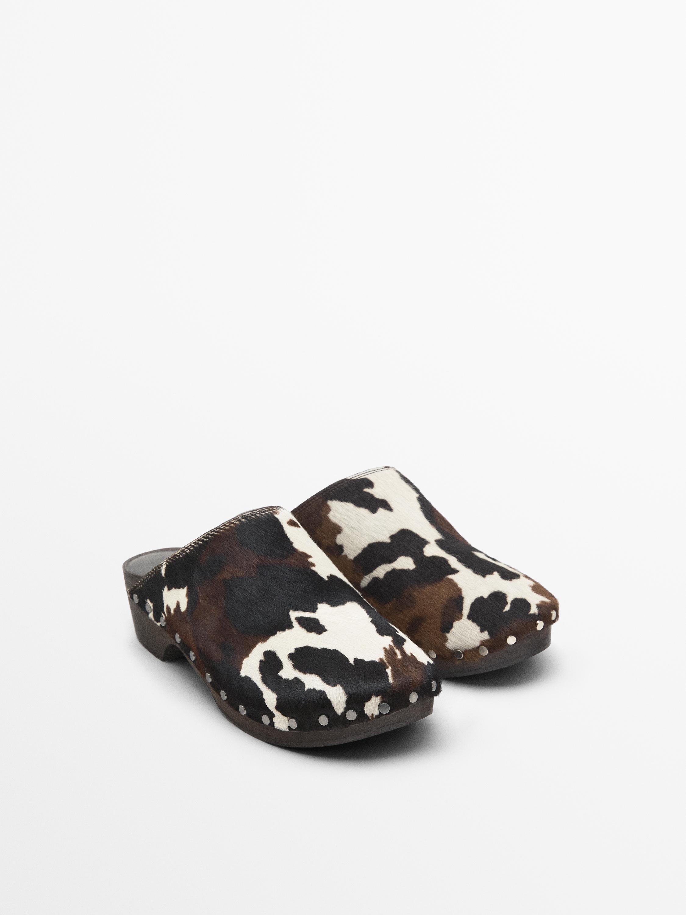 Animal print hair-on clogs