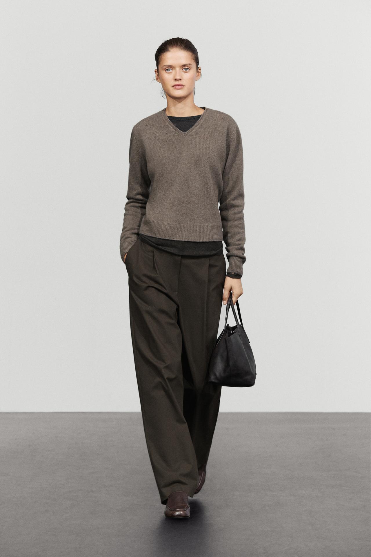 100% wool V-neck knit sweater — MOLE BROWN
