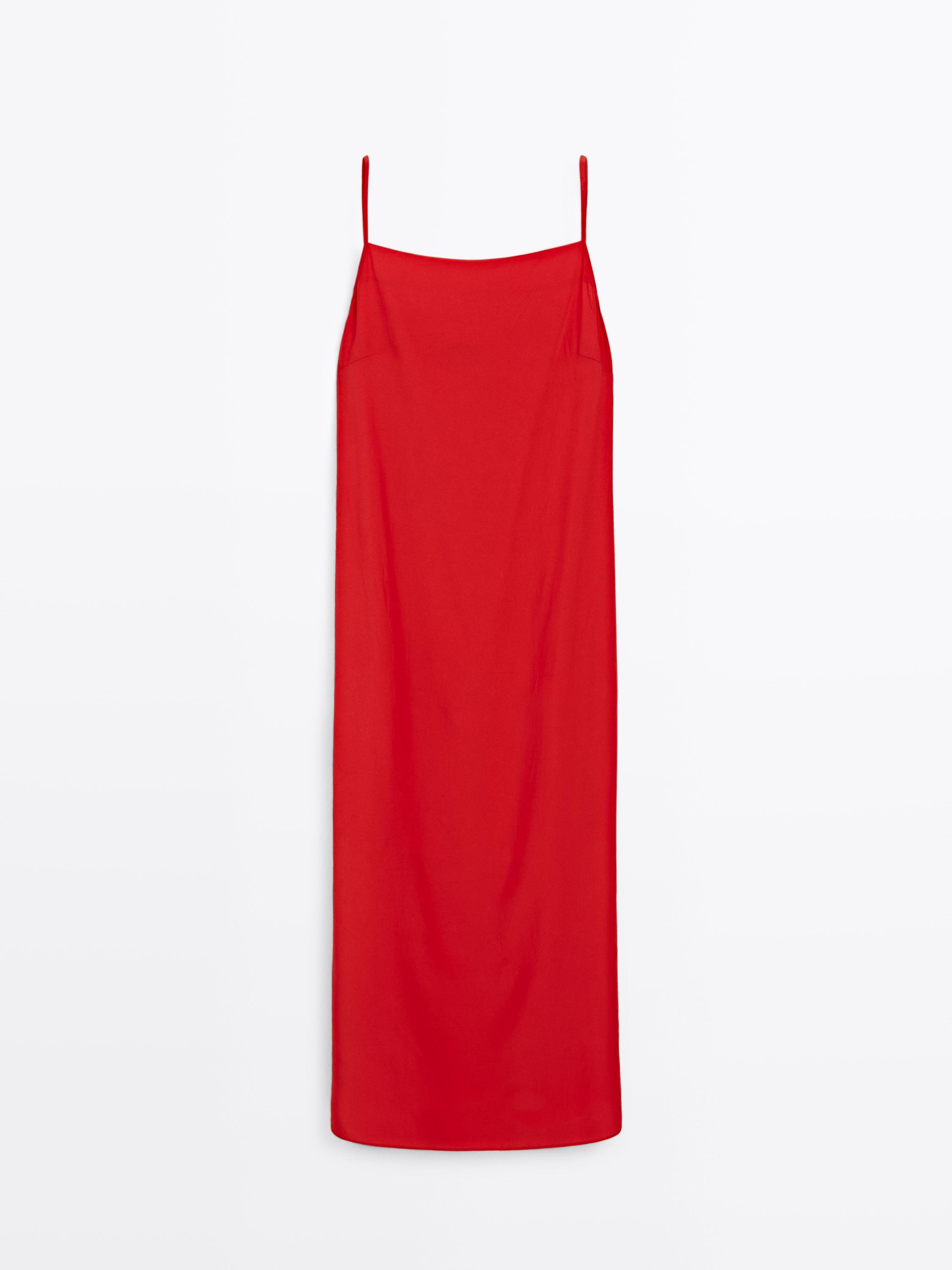 Midi šaty s hranatým výstrihom