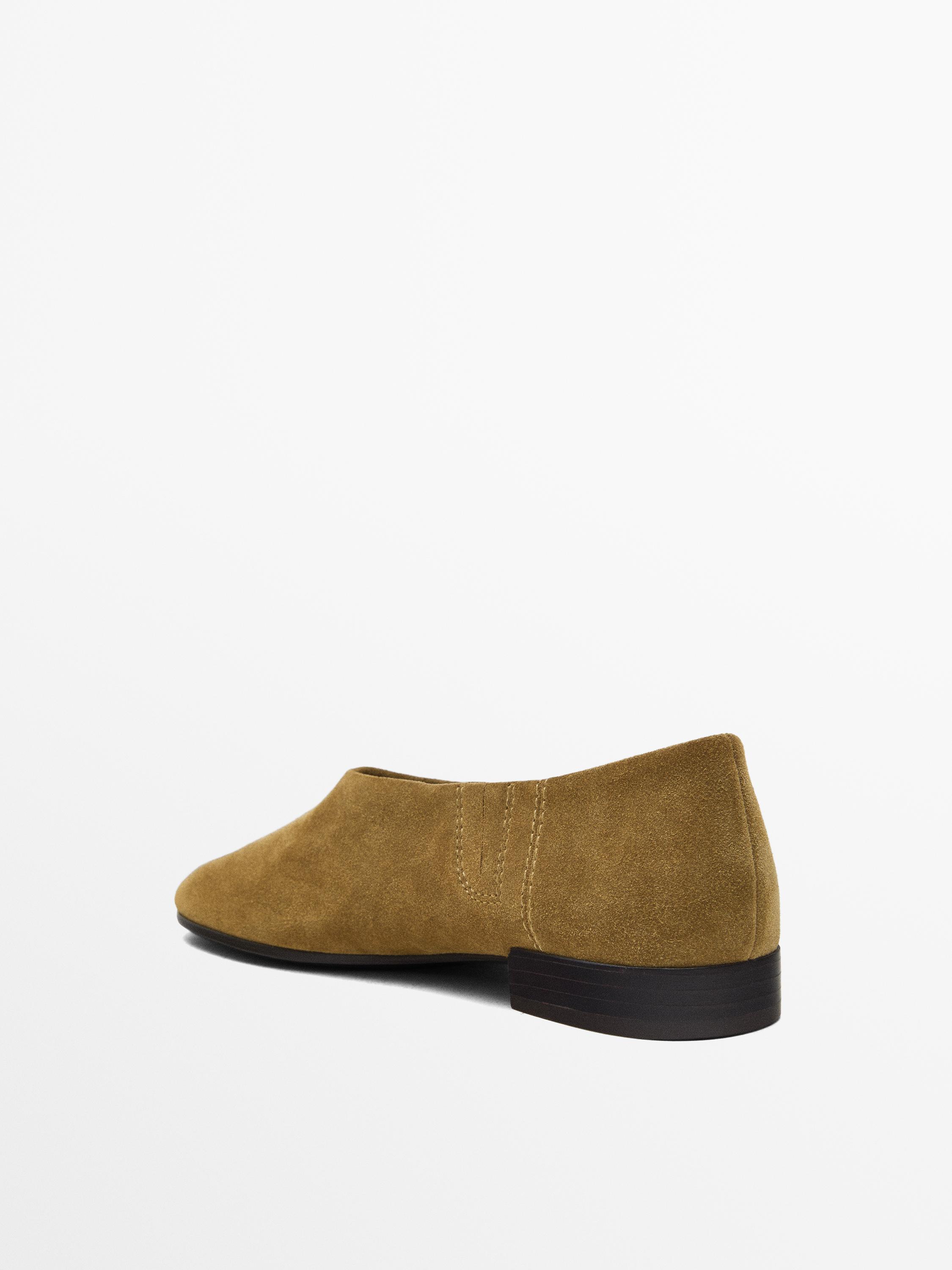 Soft round toe ballet flats