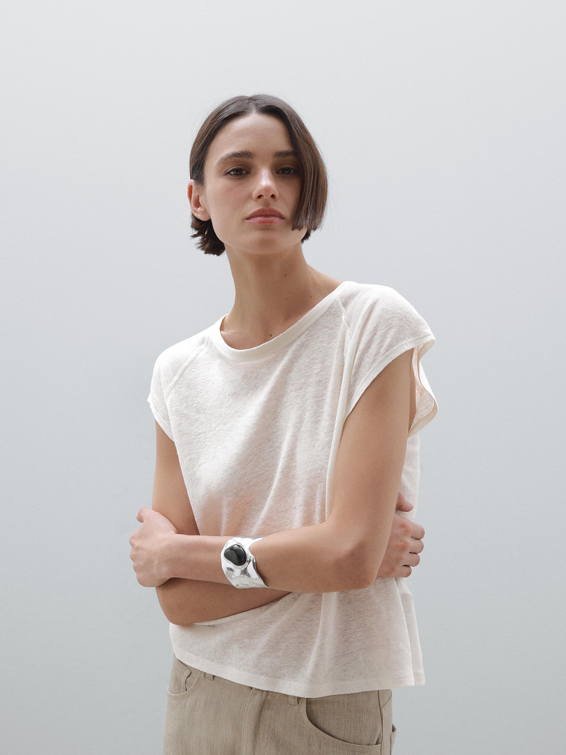100% linen lightweight ribbed T-shirt