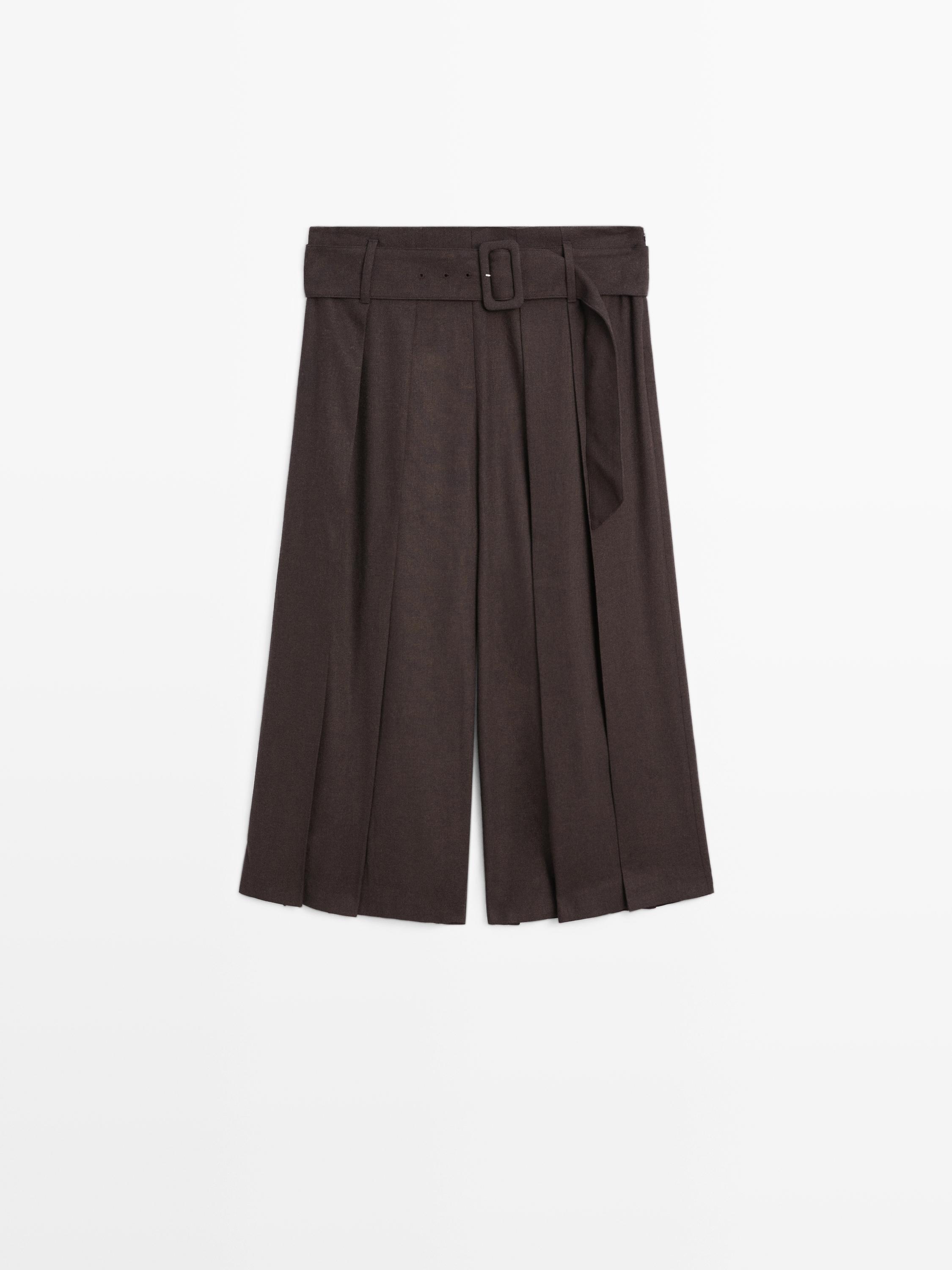 Falda pantalón con cinturón