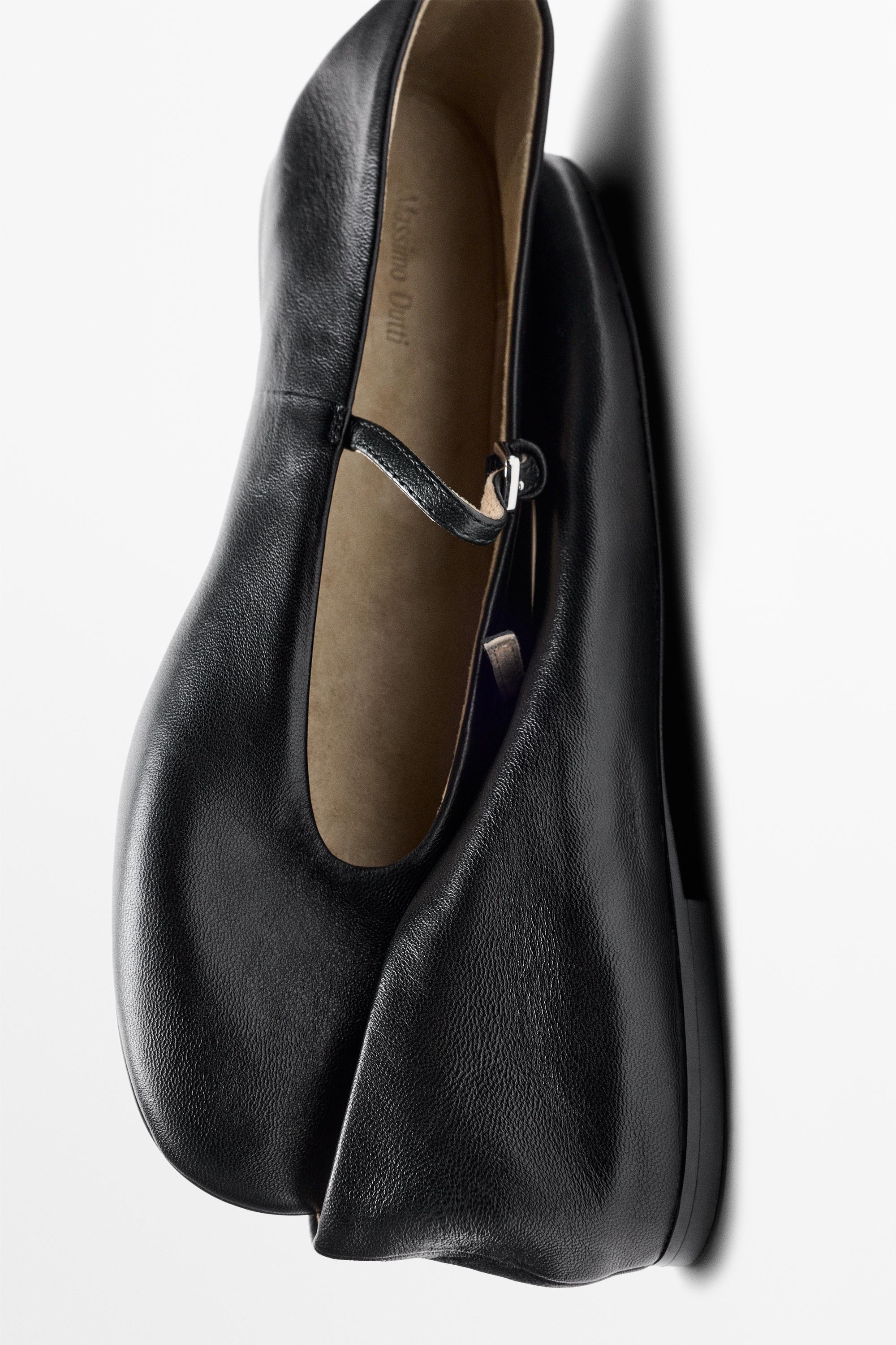 Soft leather ballerinas — BLACK