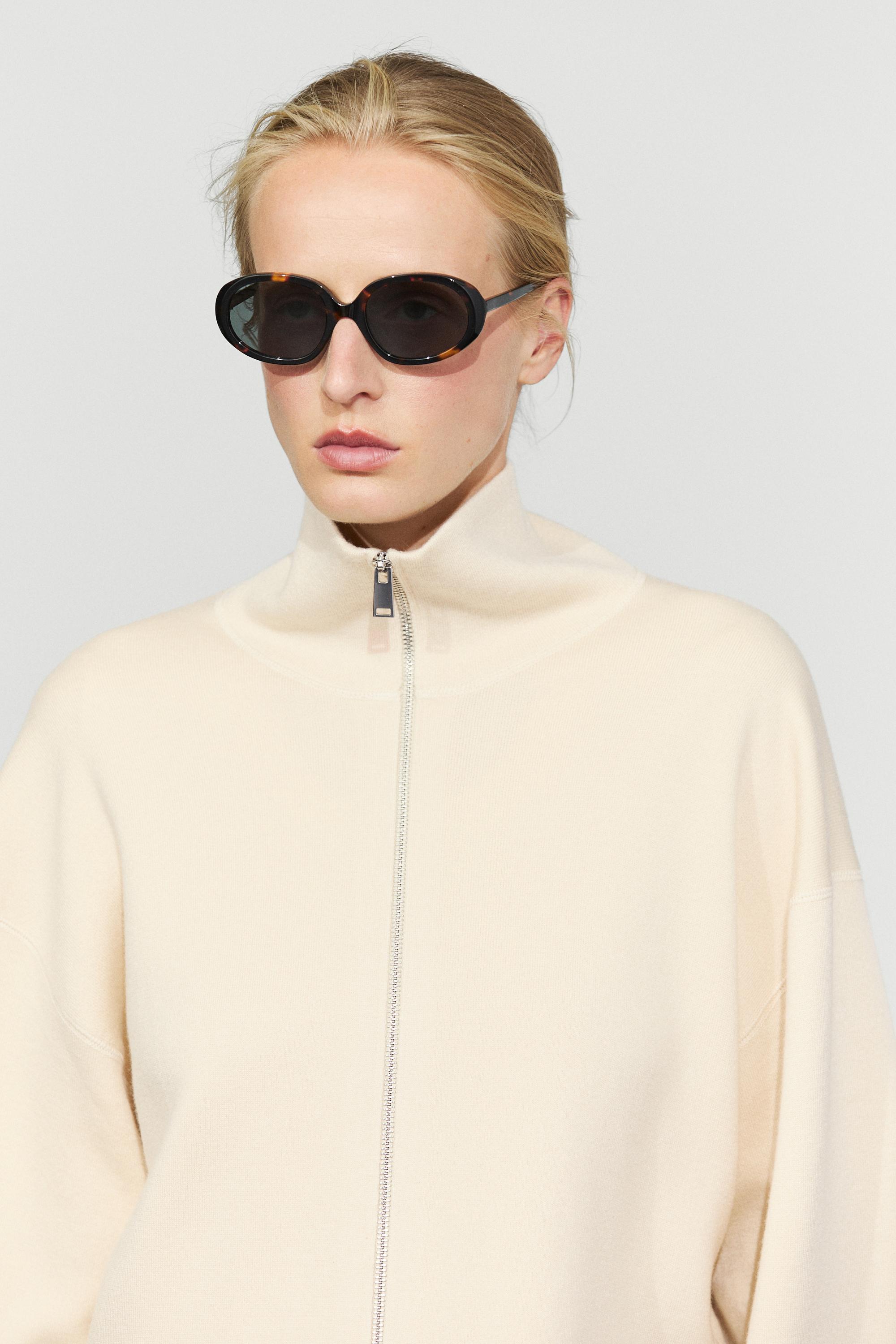 Cotton knit zip-up jacket — Vanilla