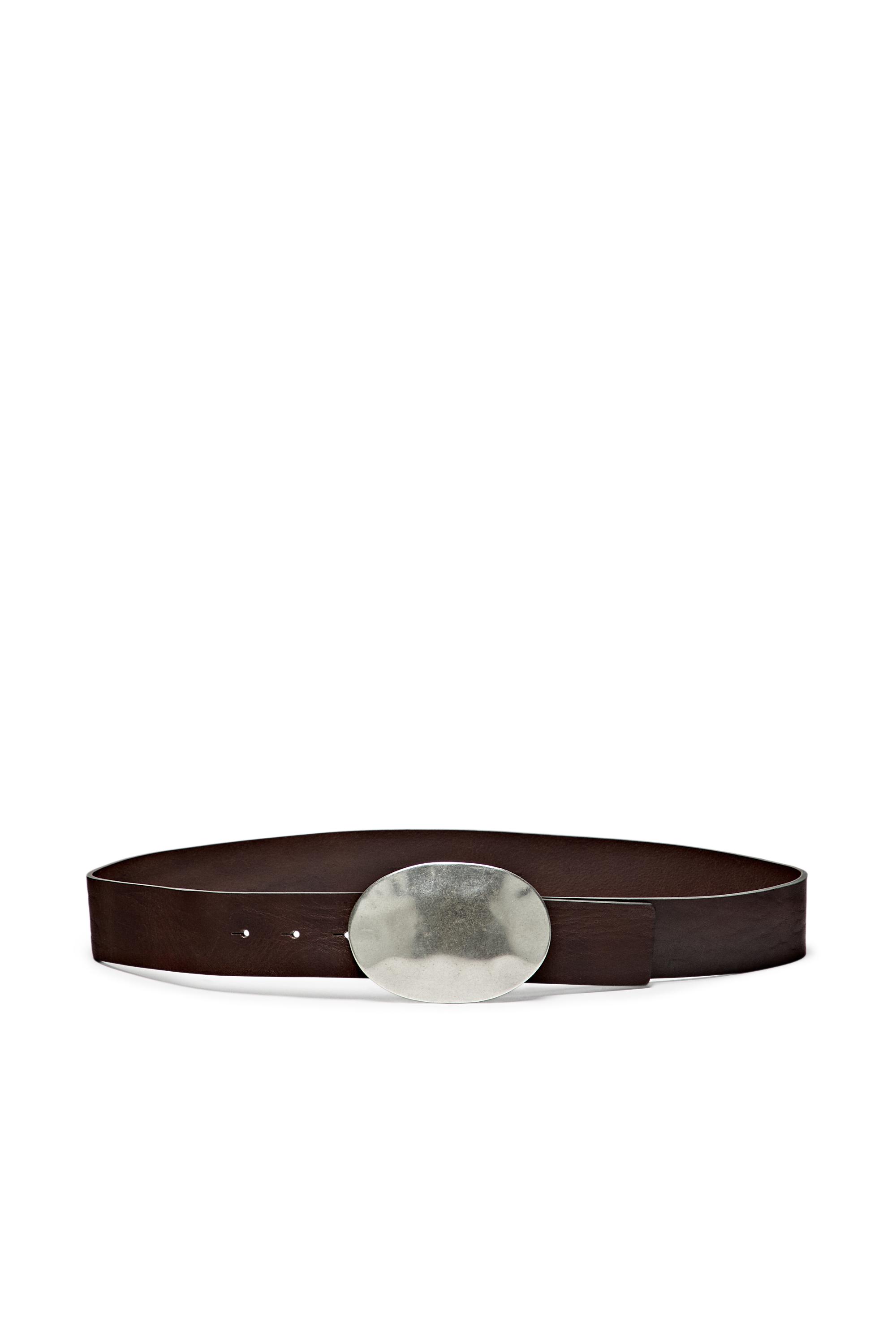Nappa leather texture belt with oval buckle — BROWN