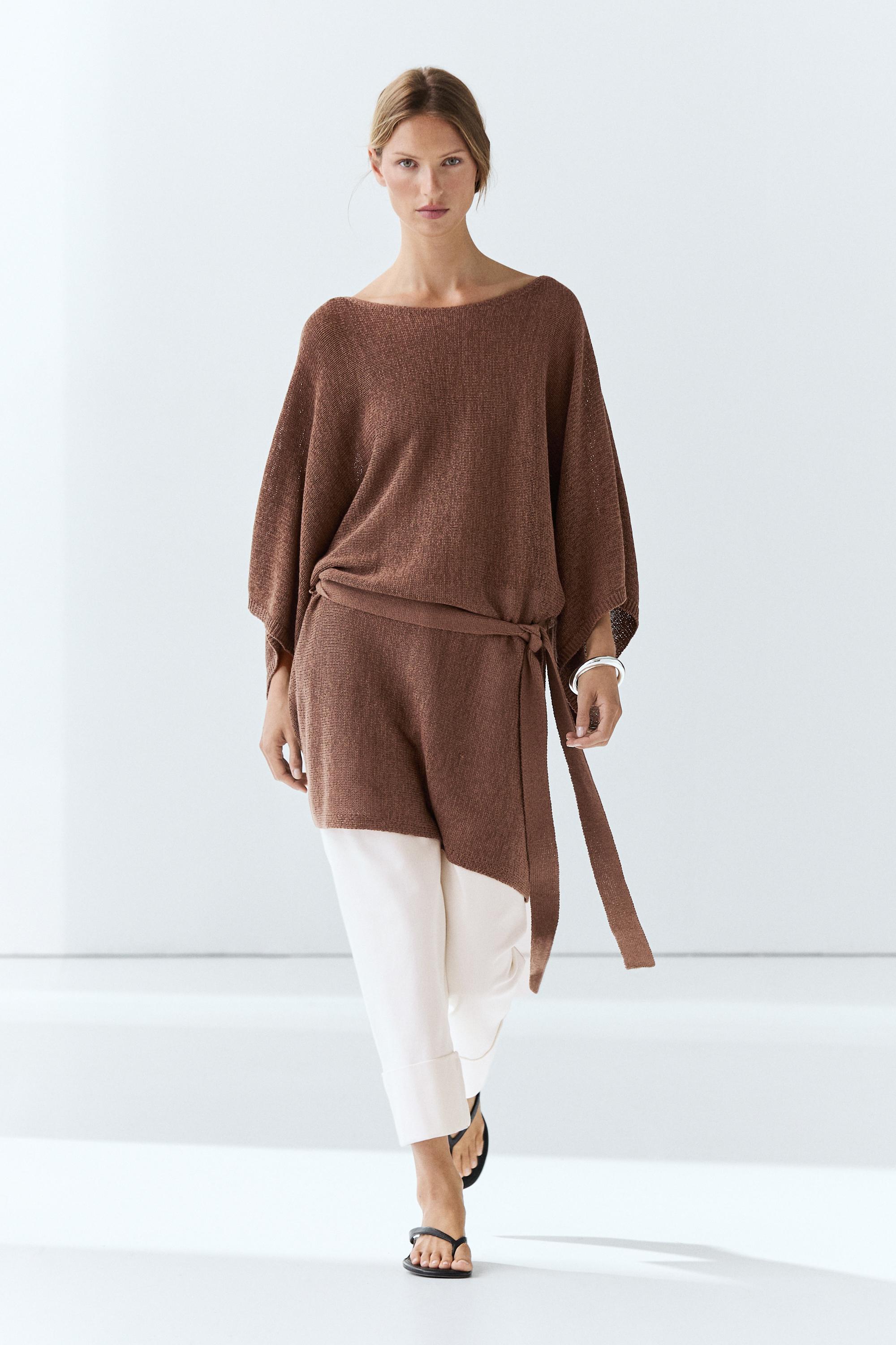 Maglia in maglia con cintura e cotone