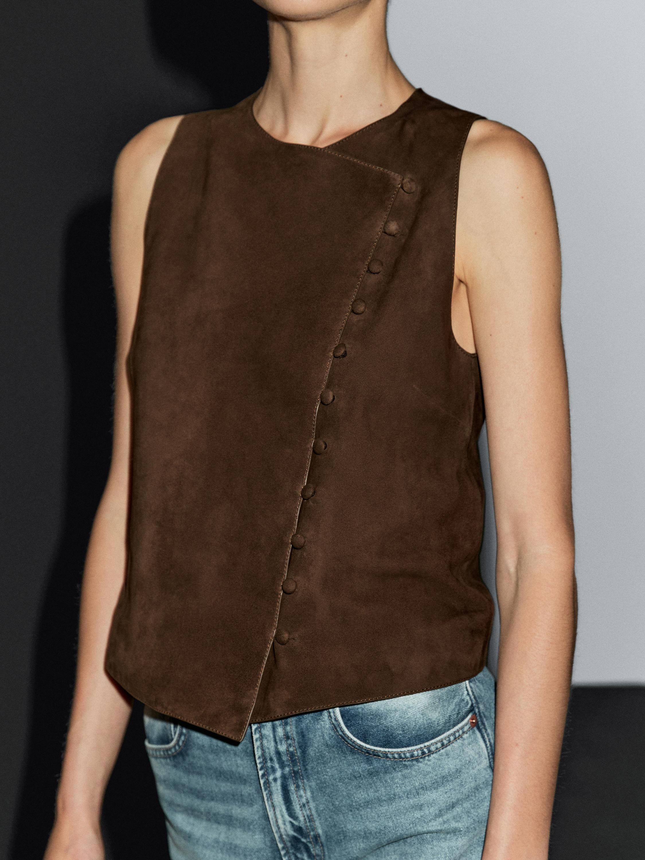 Short suede leather waistcoat with buttons
