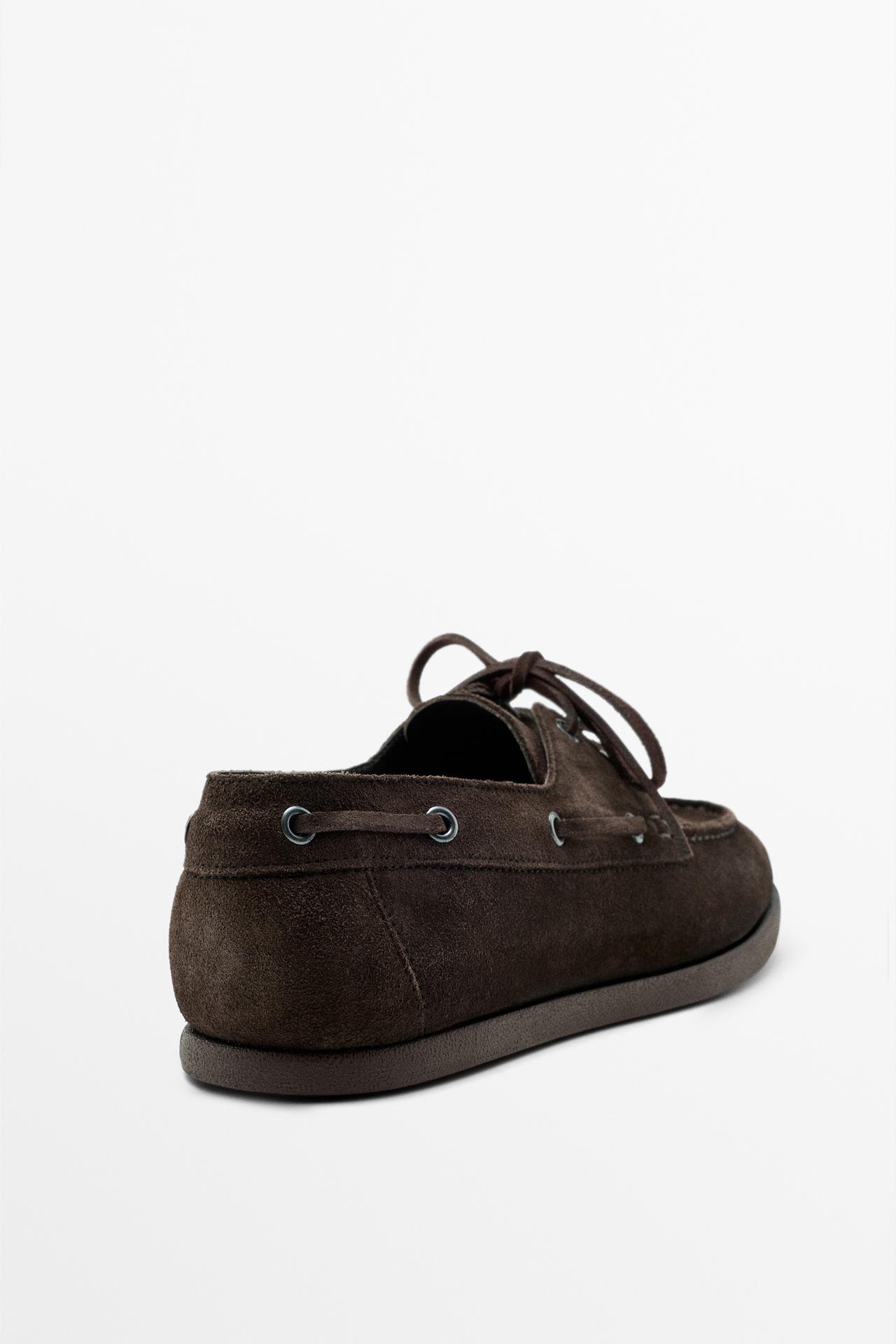 Split leather deck shoes — BROWN