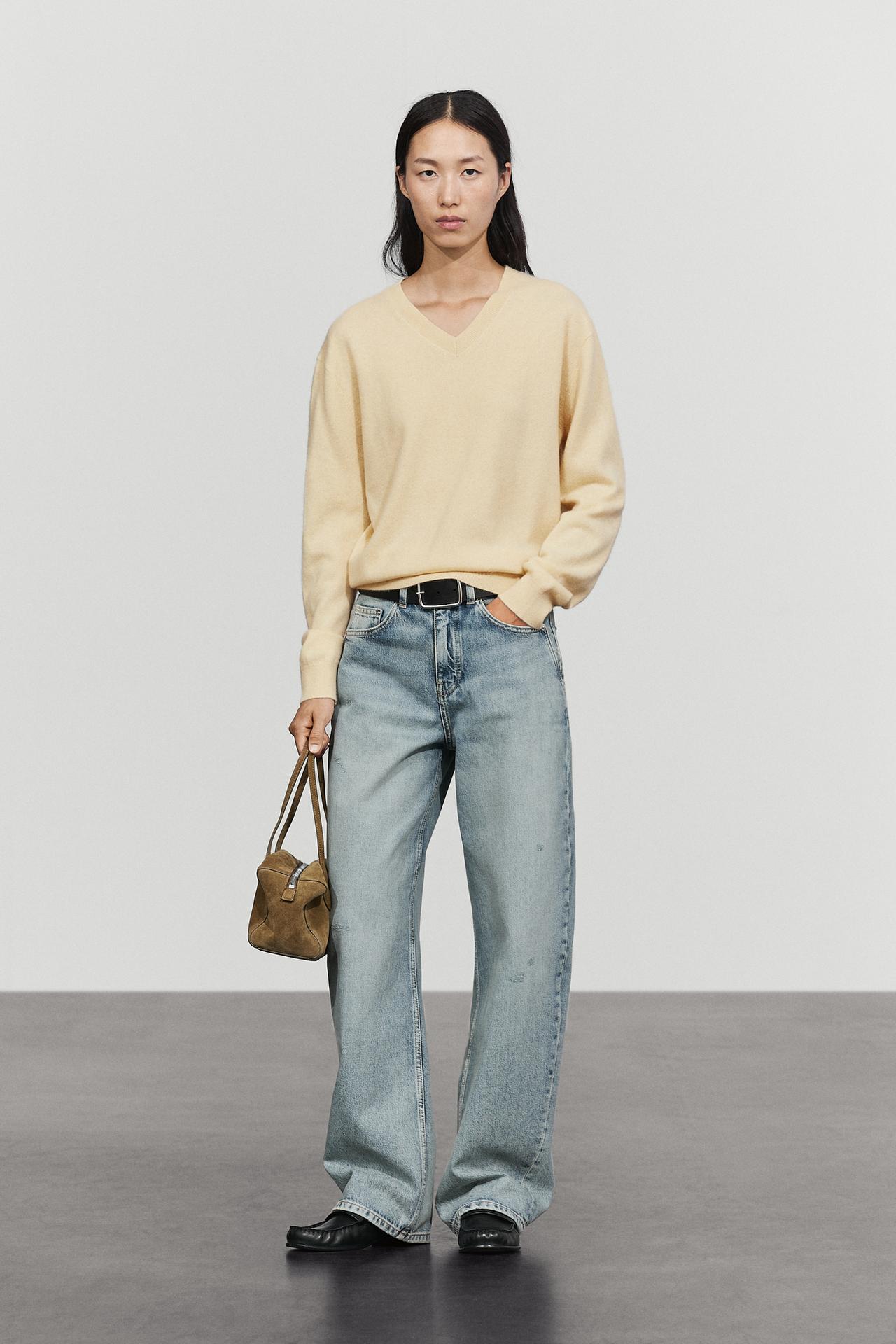 100% cashmere knit sweater — Vanilla