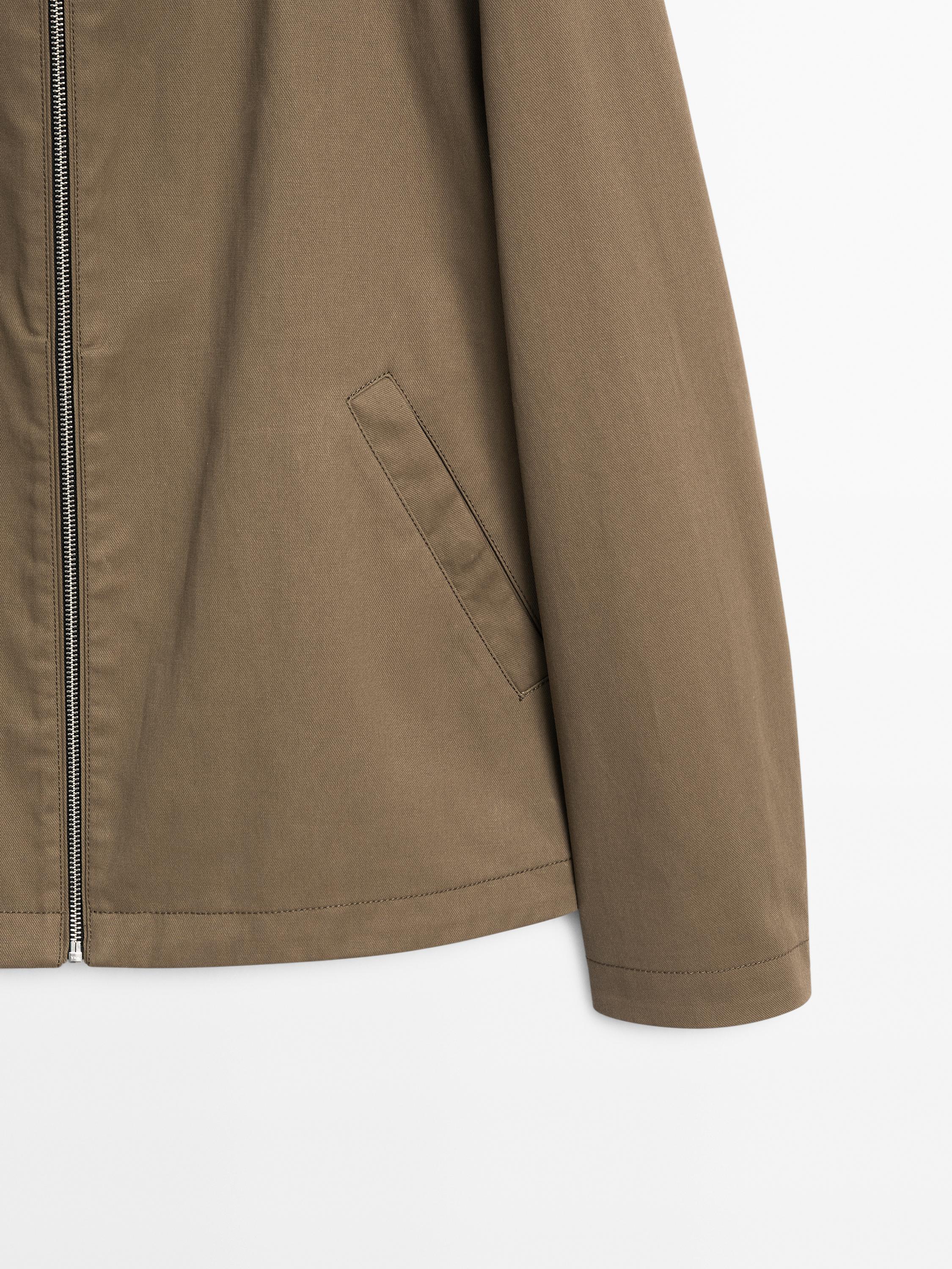 Chaqueta corta capucha mezcla algodón