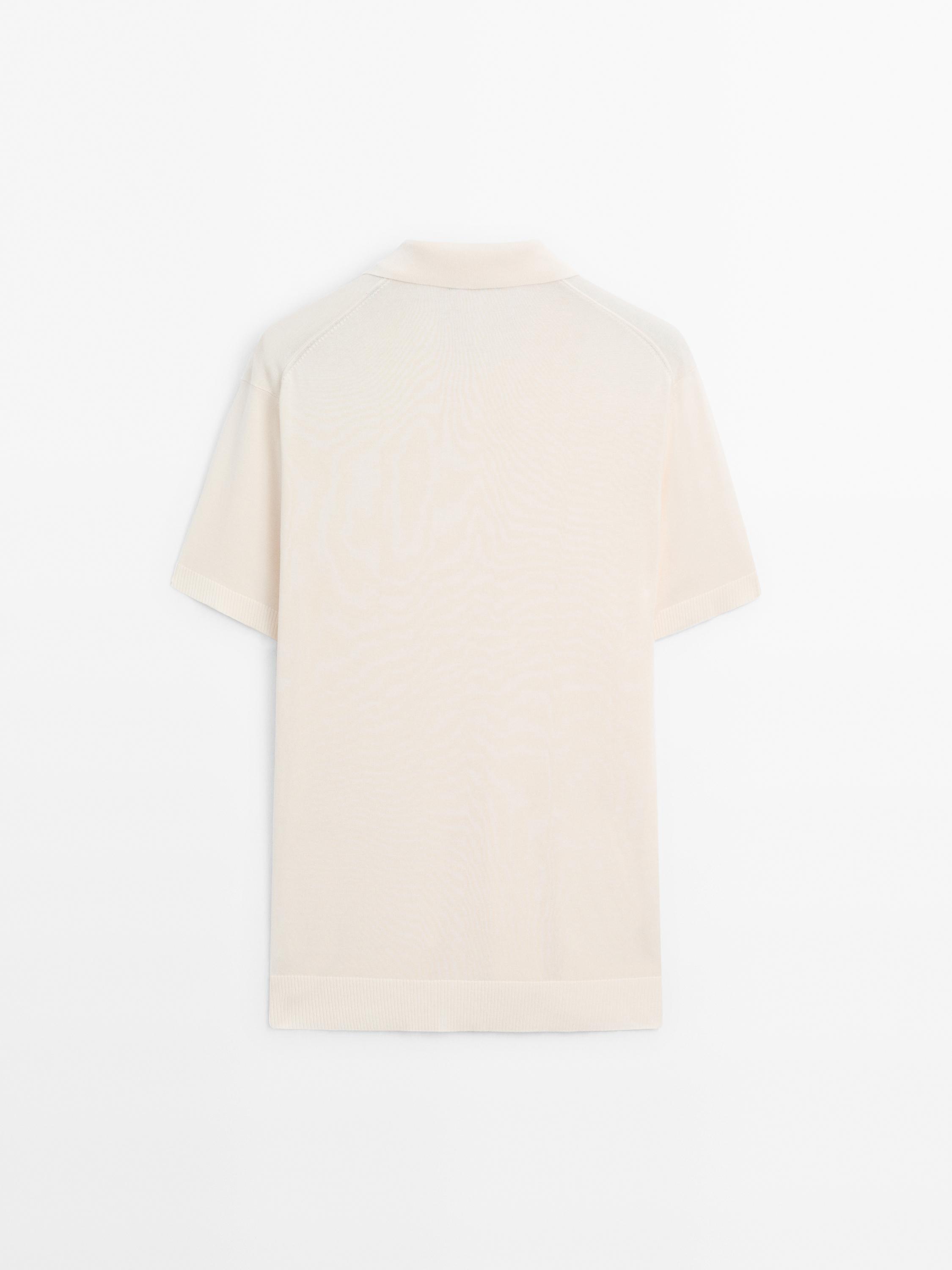 Short sleeve knit polo shirt