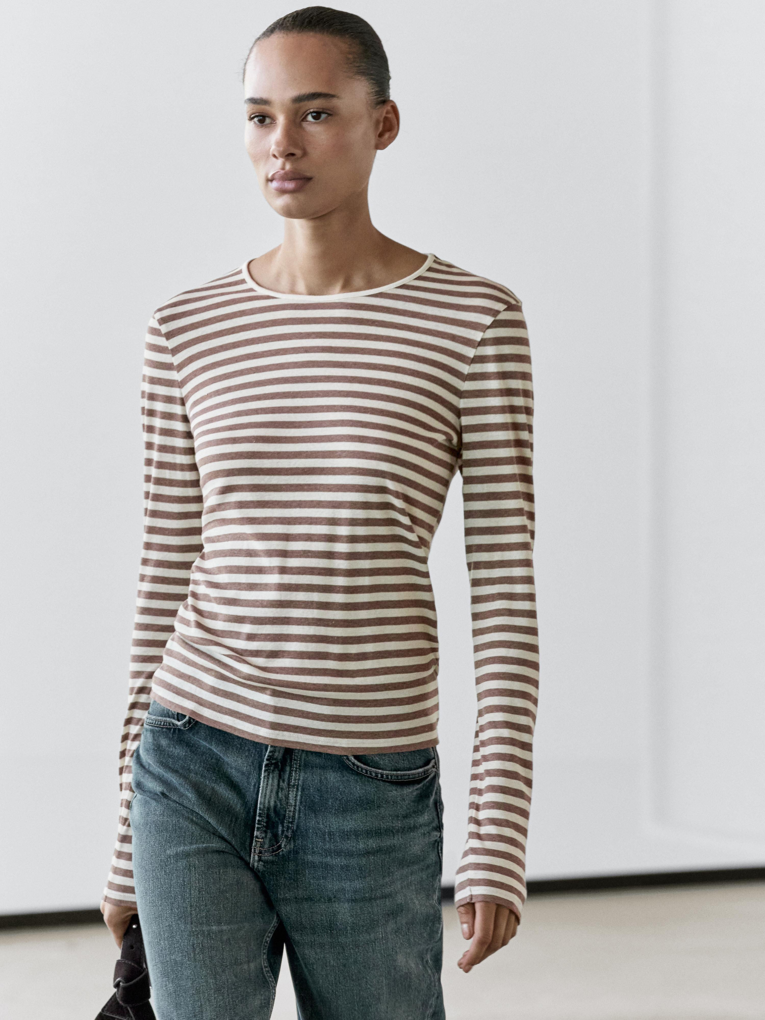 Gestreiftes T-Shirt aus 100 % Baumwolle