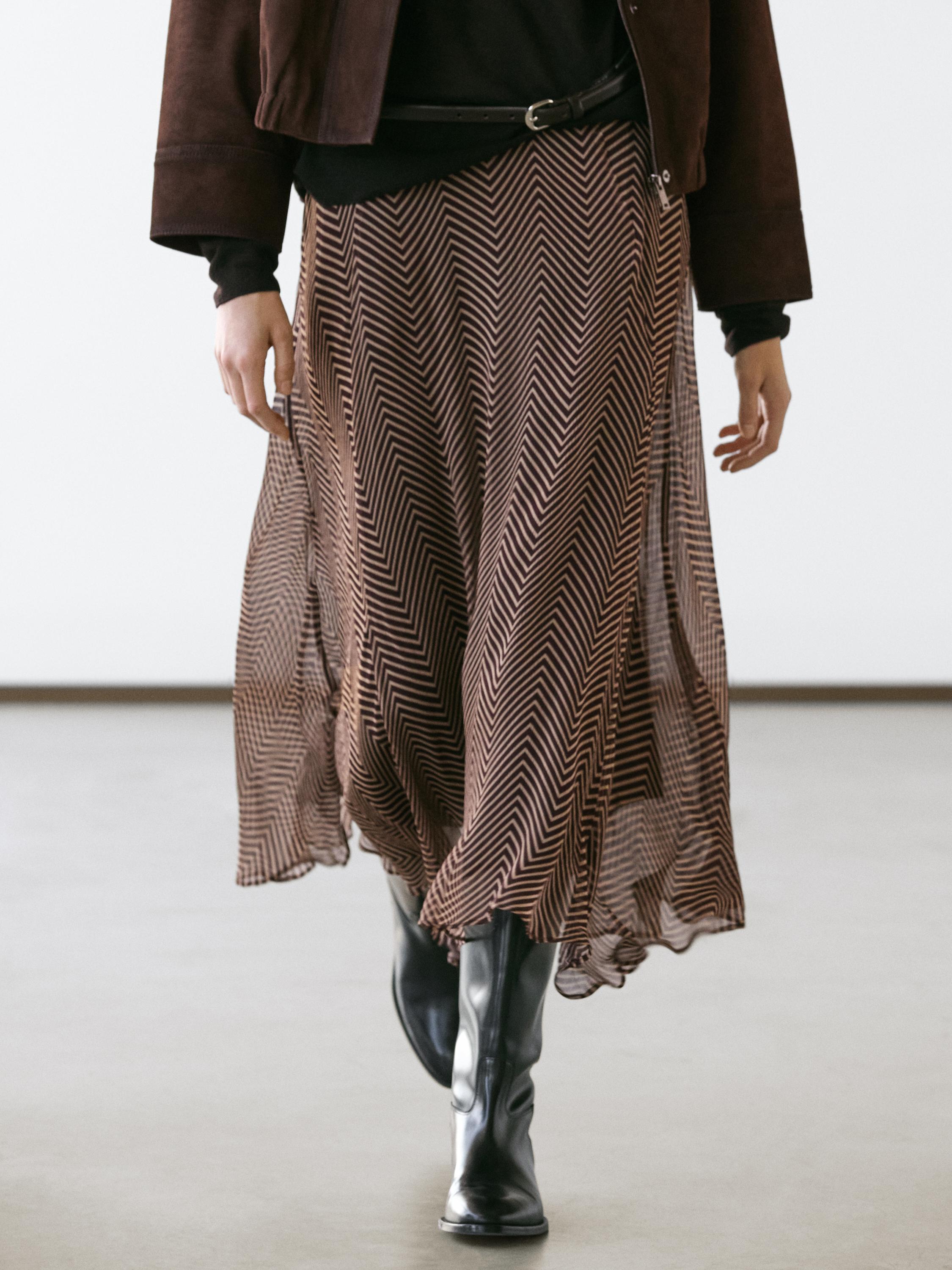 Geometric print flared midi skirt