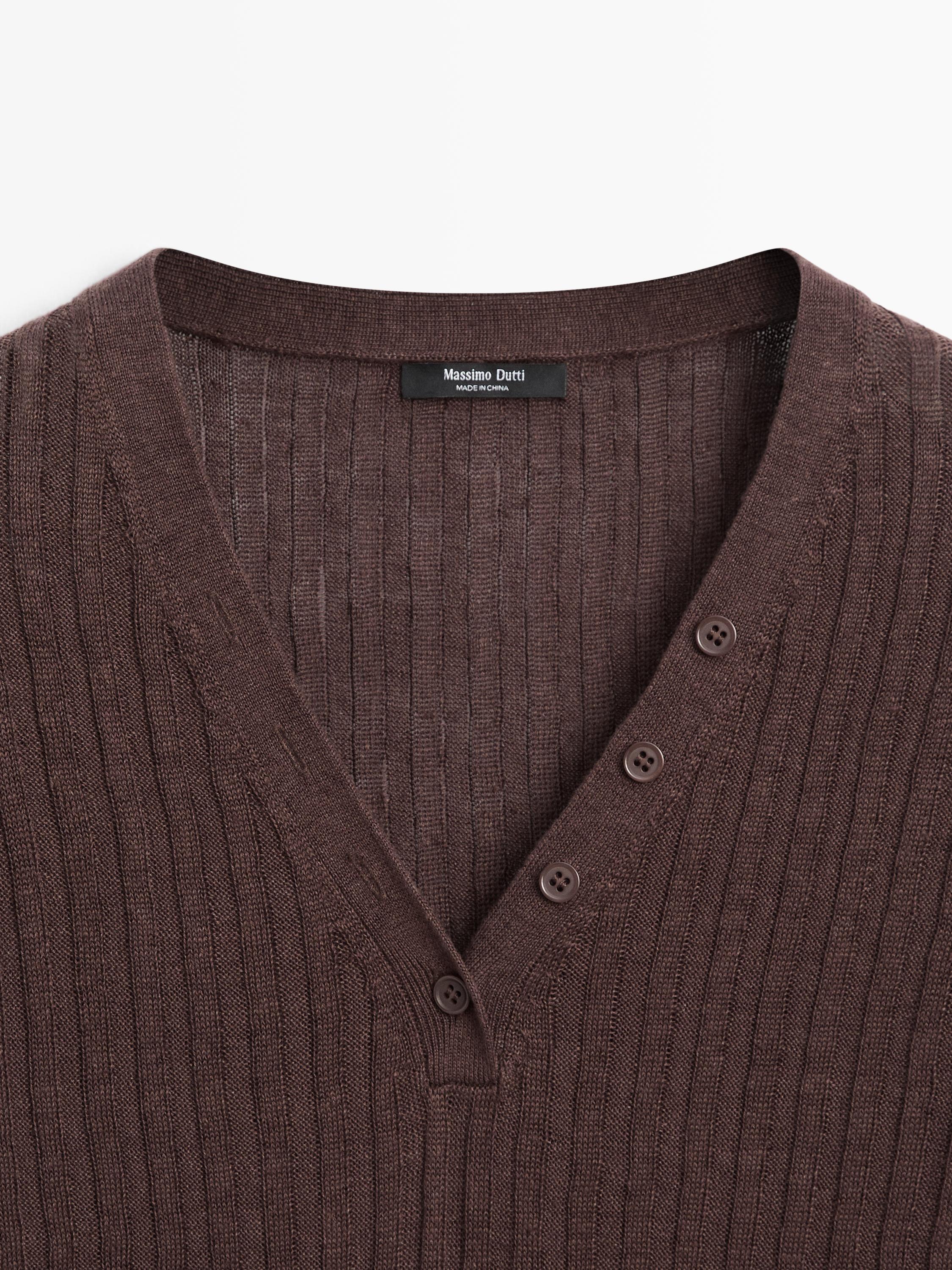 100% linen knit sweater with button details — Chocolate