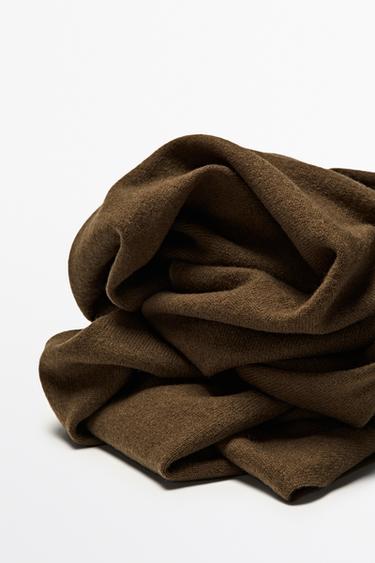 Plain wool-cashmere blend fine knit scarf — Caramel 5