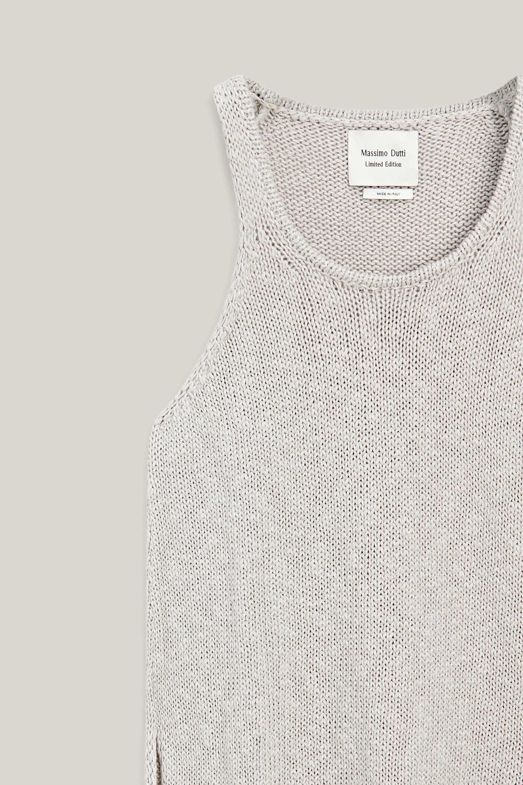 Long top with side vents - LIMITED EDITION — Pearl grey
