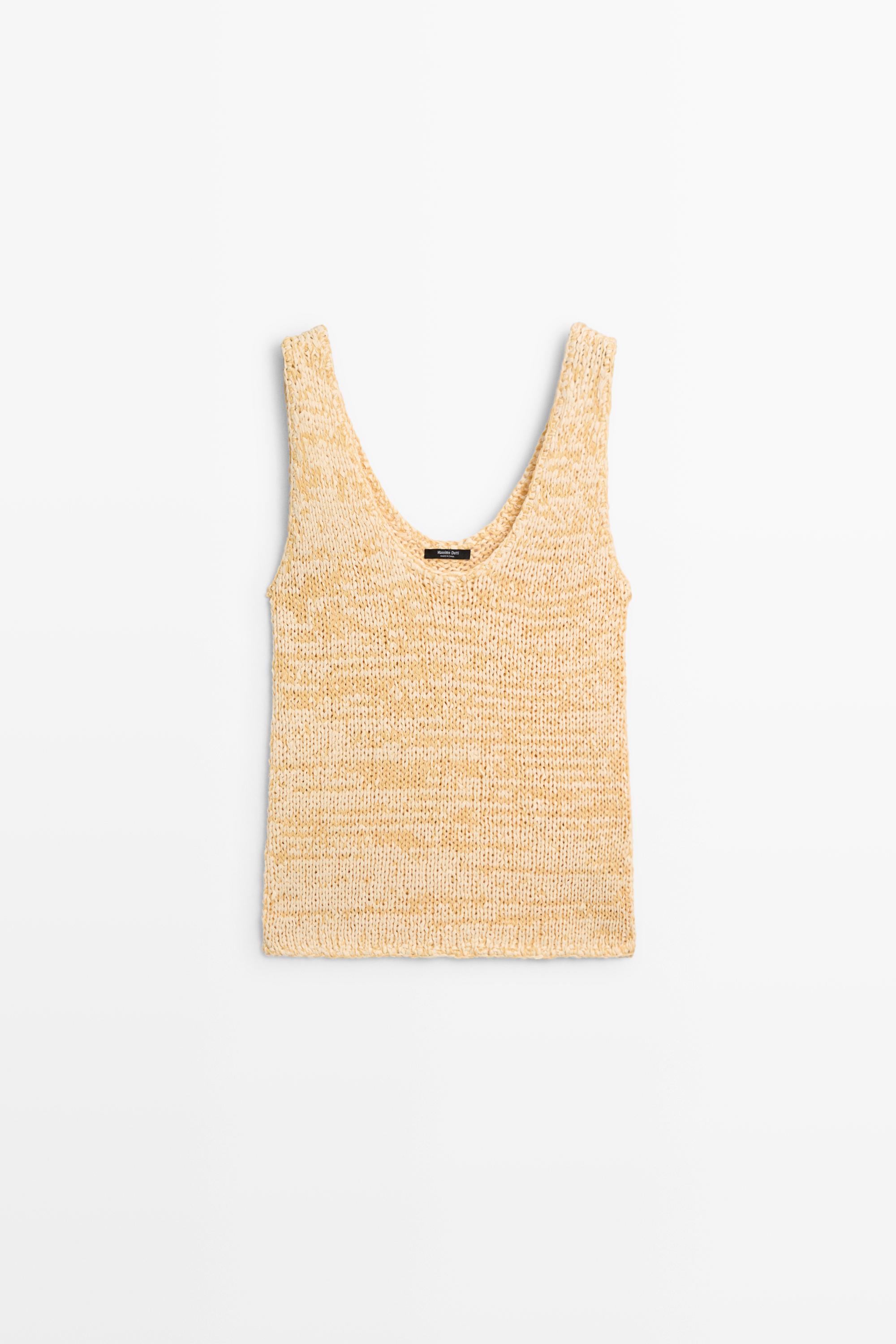 Round neck knit top — YELLOW
