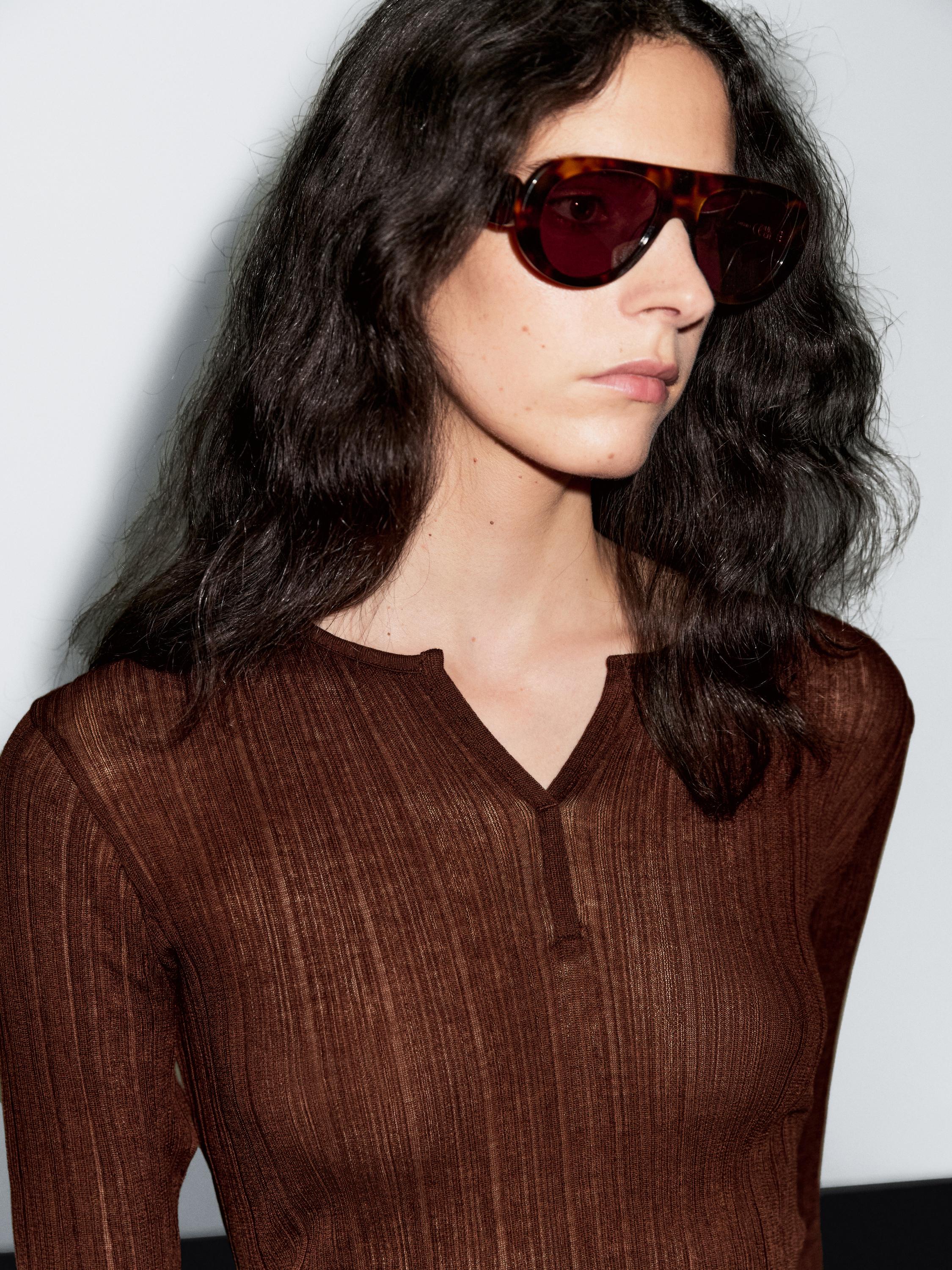 Long sleeve ribbed T-shirt