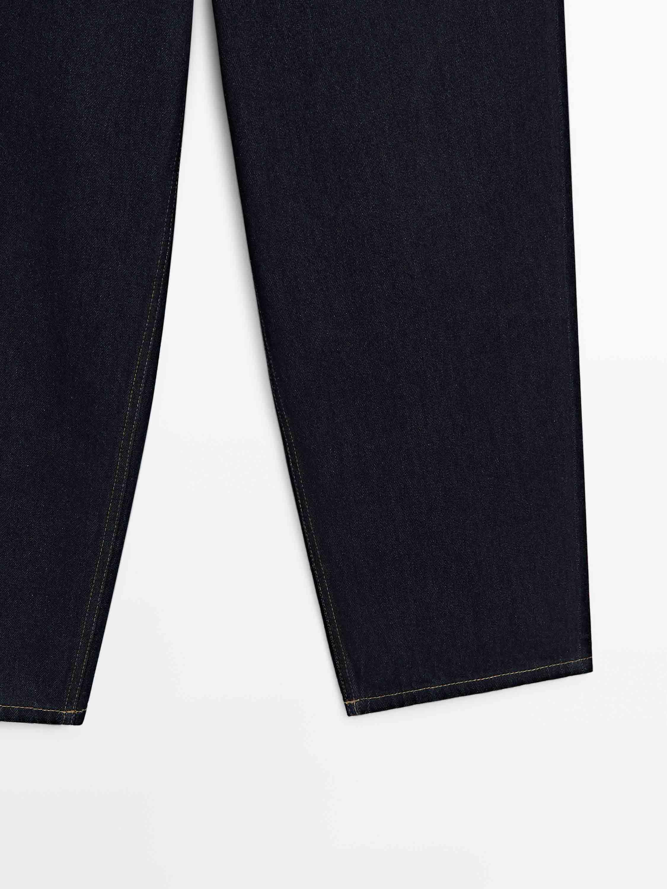 100% cotton barrel fit jeans