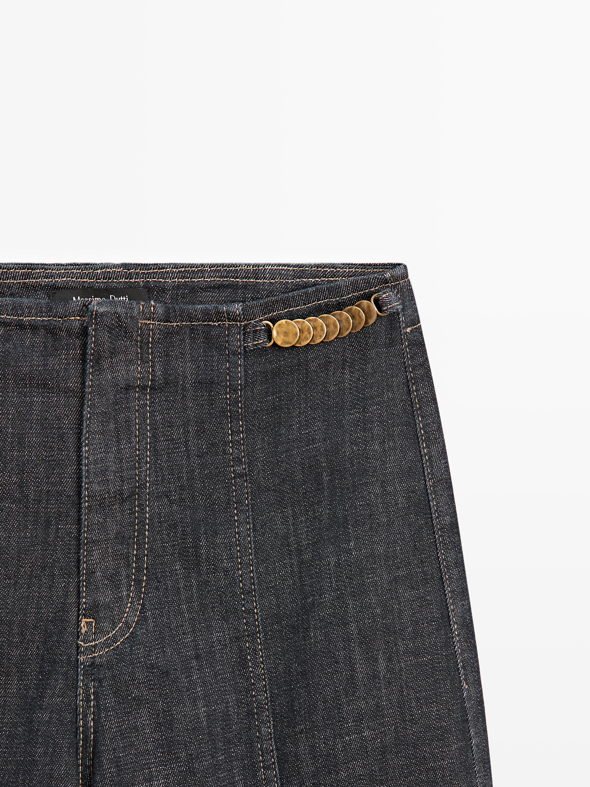 High-waist wide-leg jeans