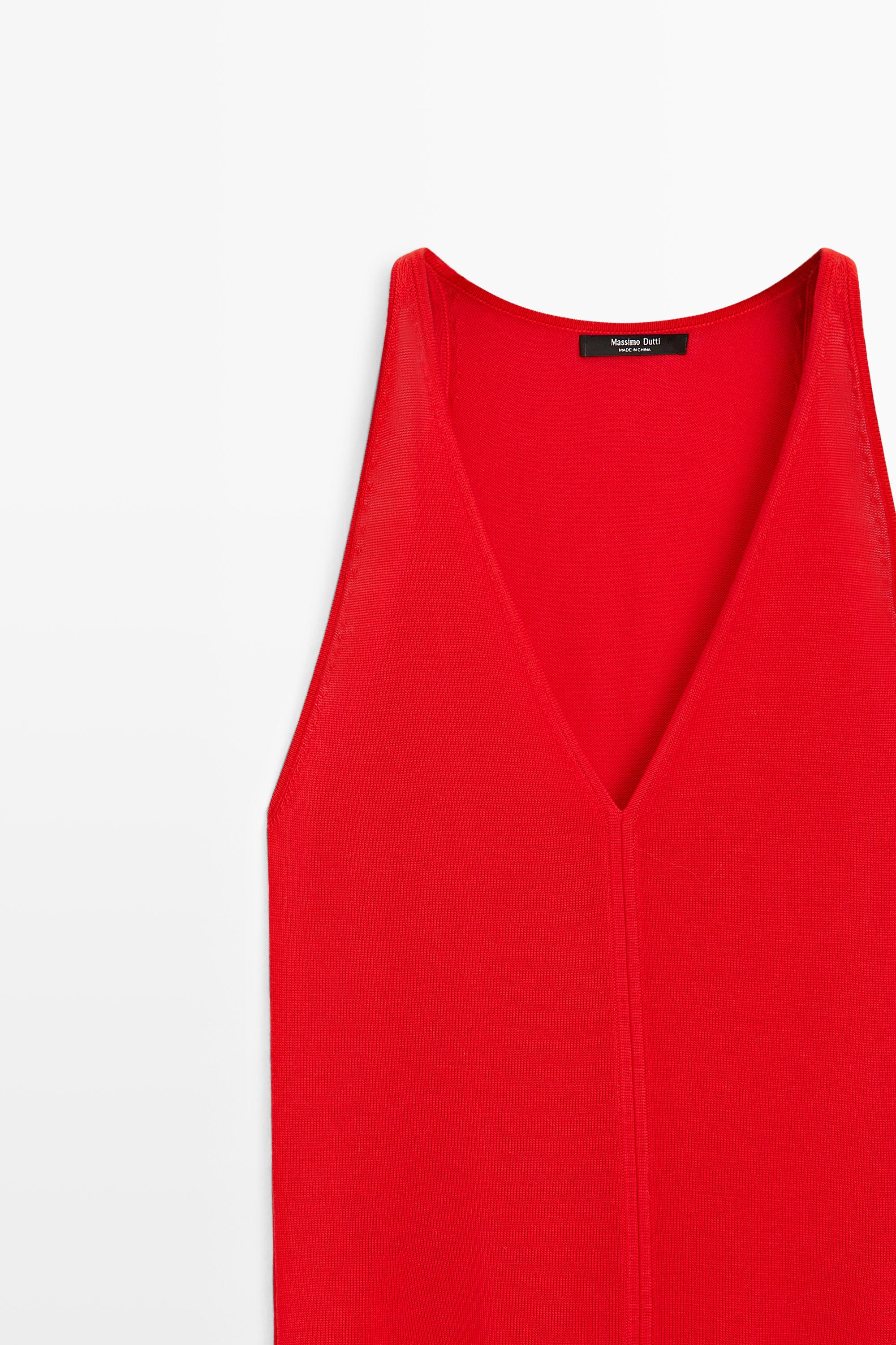 V-neck knit midi dress — RED