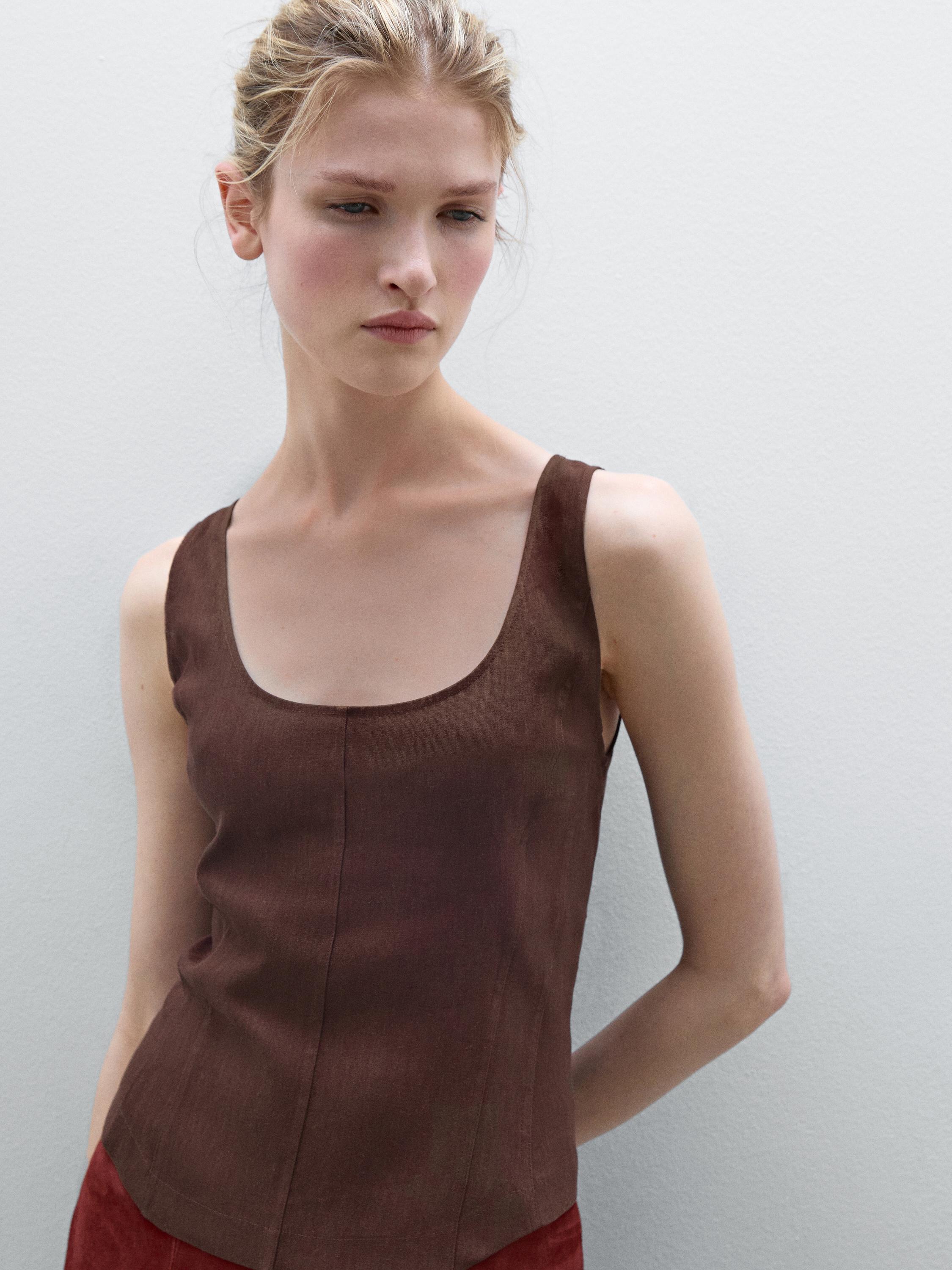 Top tirantes con lino