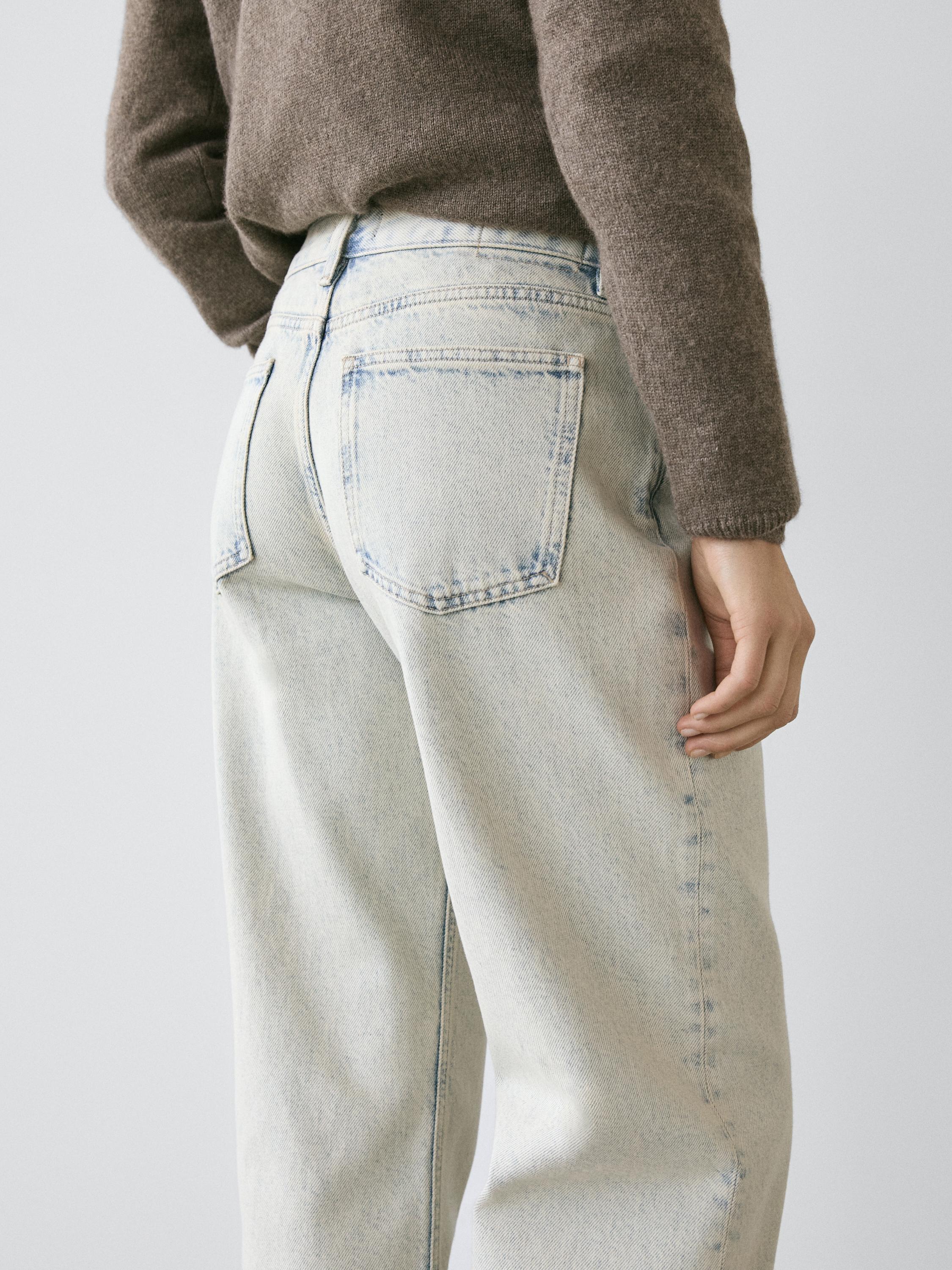Mid-rise wide-leg jeans